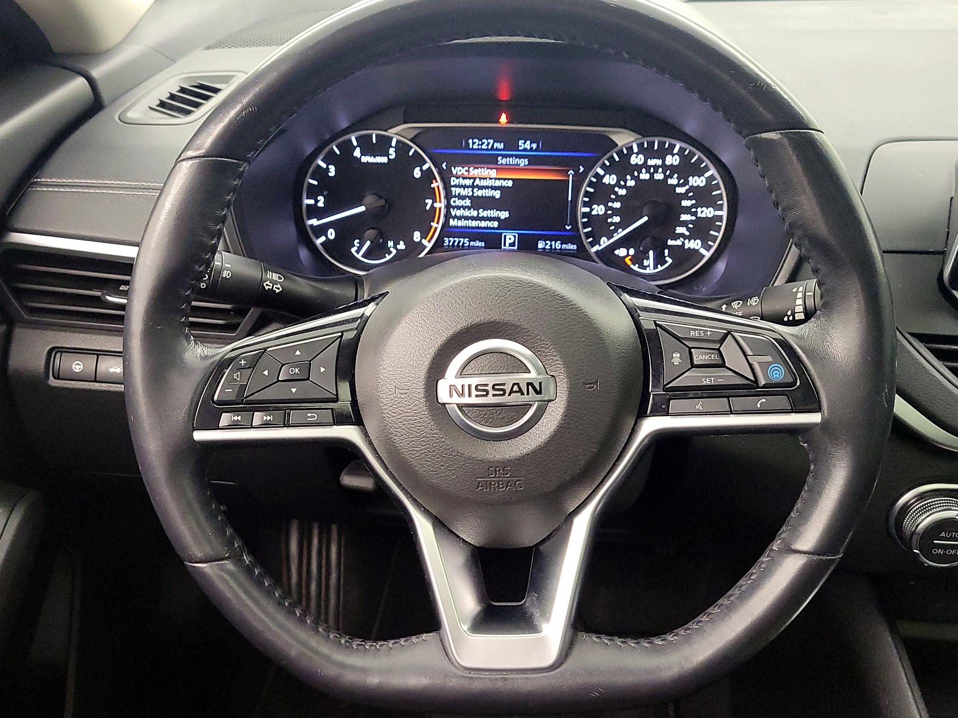 Thumbnail: 2019 Nissan Altima - 10