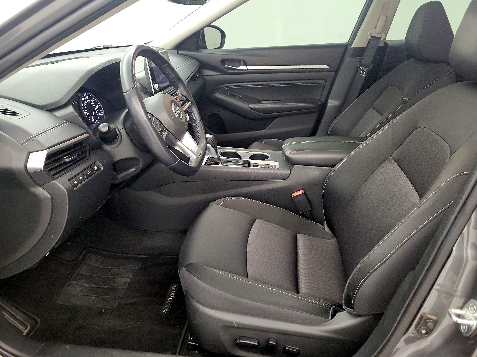 Thumbnail: 2019 Nissan Altima - 11