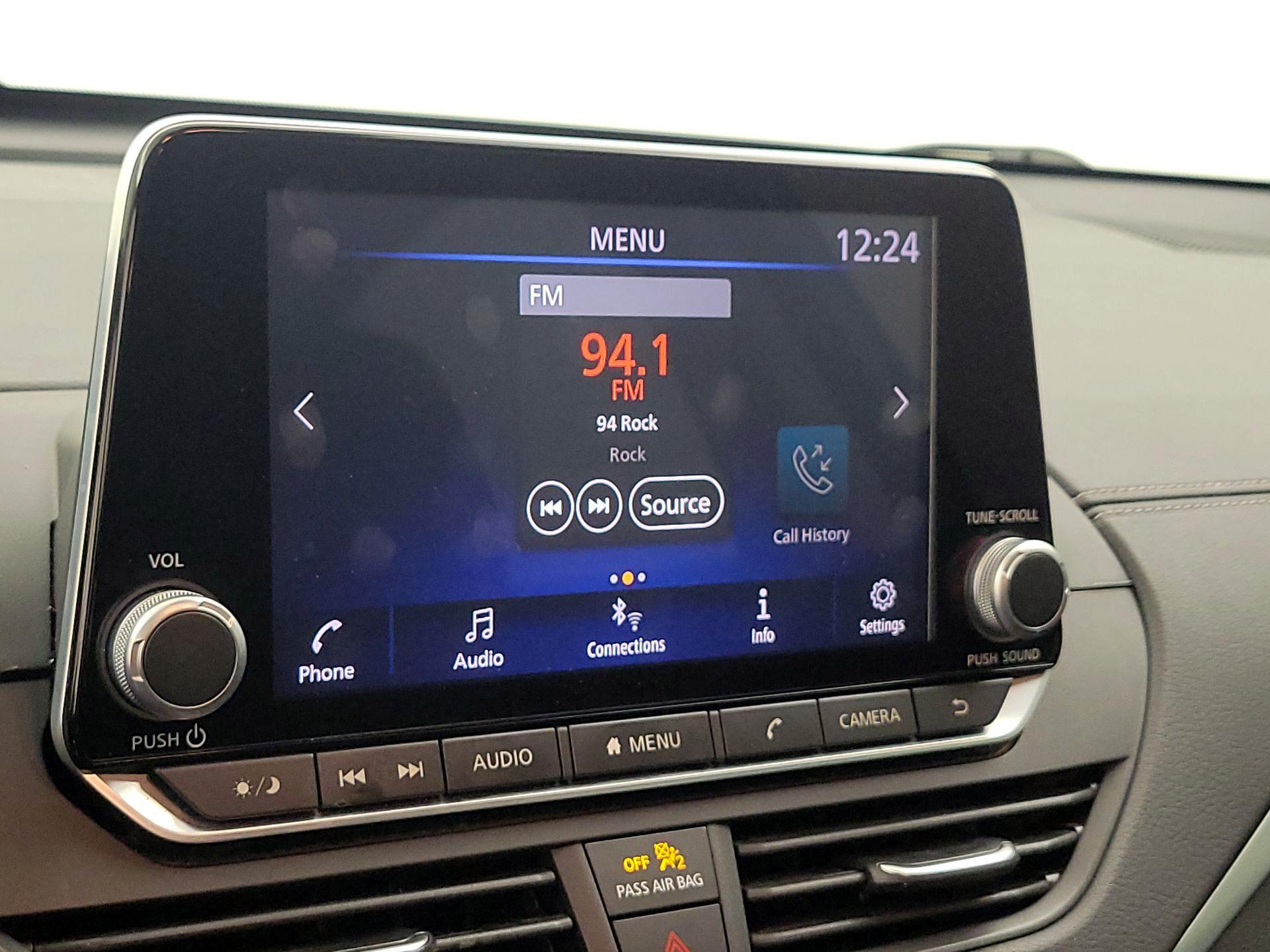 Thumbnail: 2019 Nissan Altima - 15