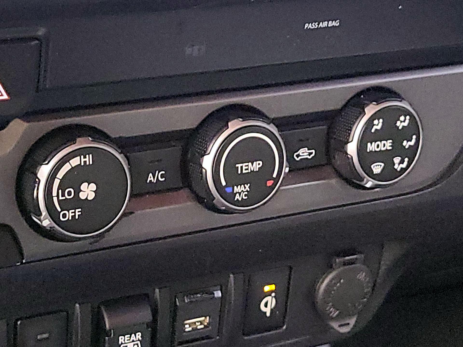 Thumbnail: 2020 Toyota Tacoma - 14