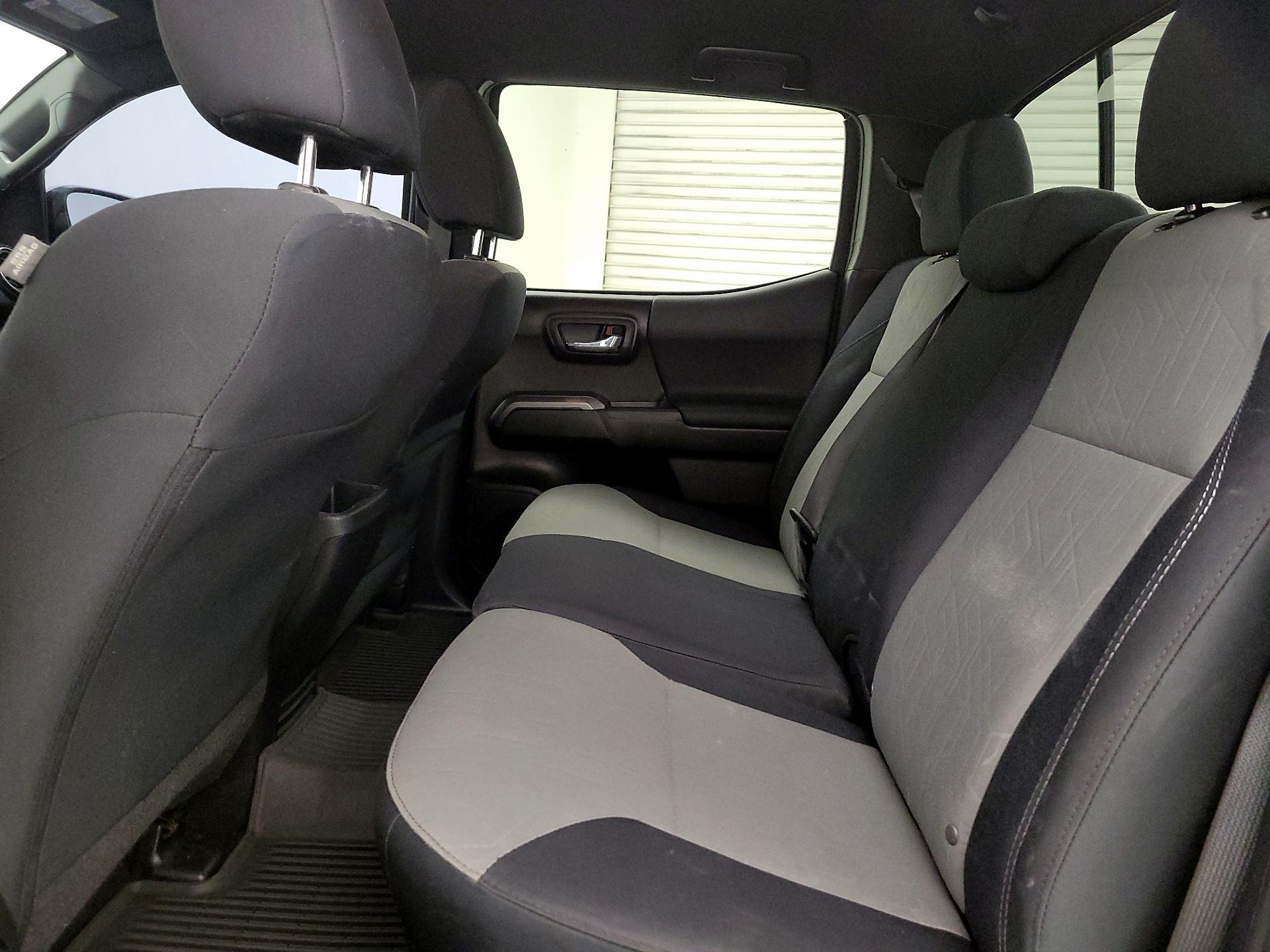 Thumbnail: 2020 Toyota Tacoma - 17