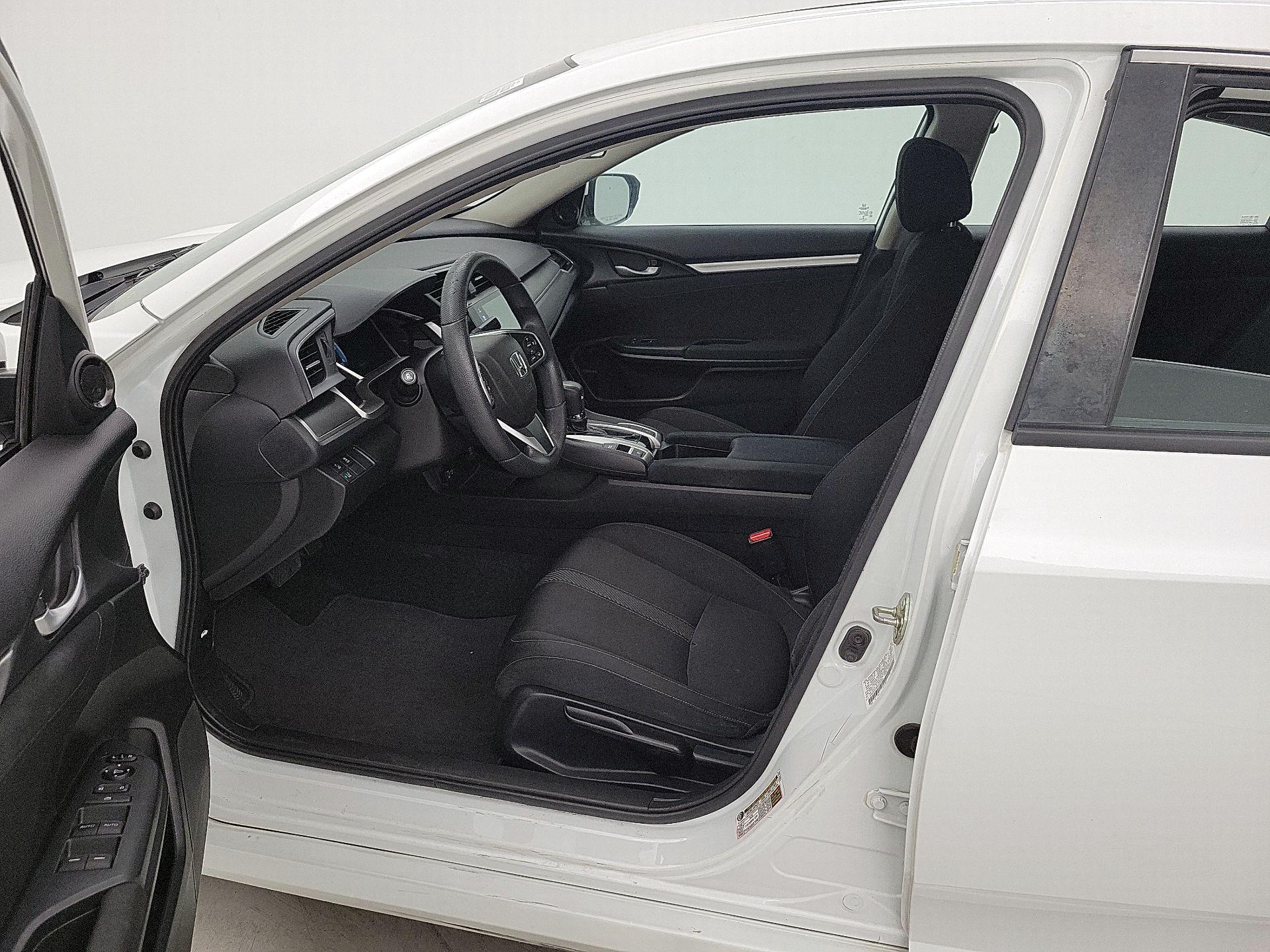 Thumbnail: 2016 Honda Civic - 11