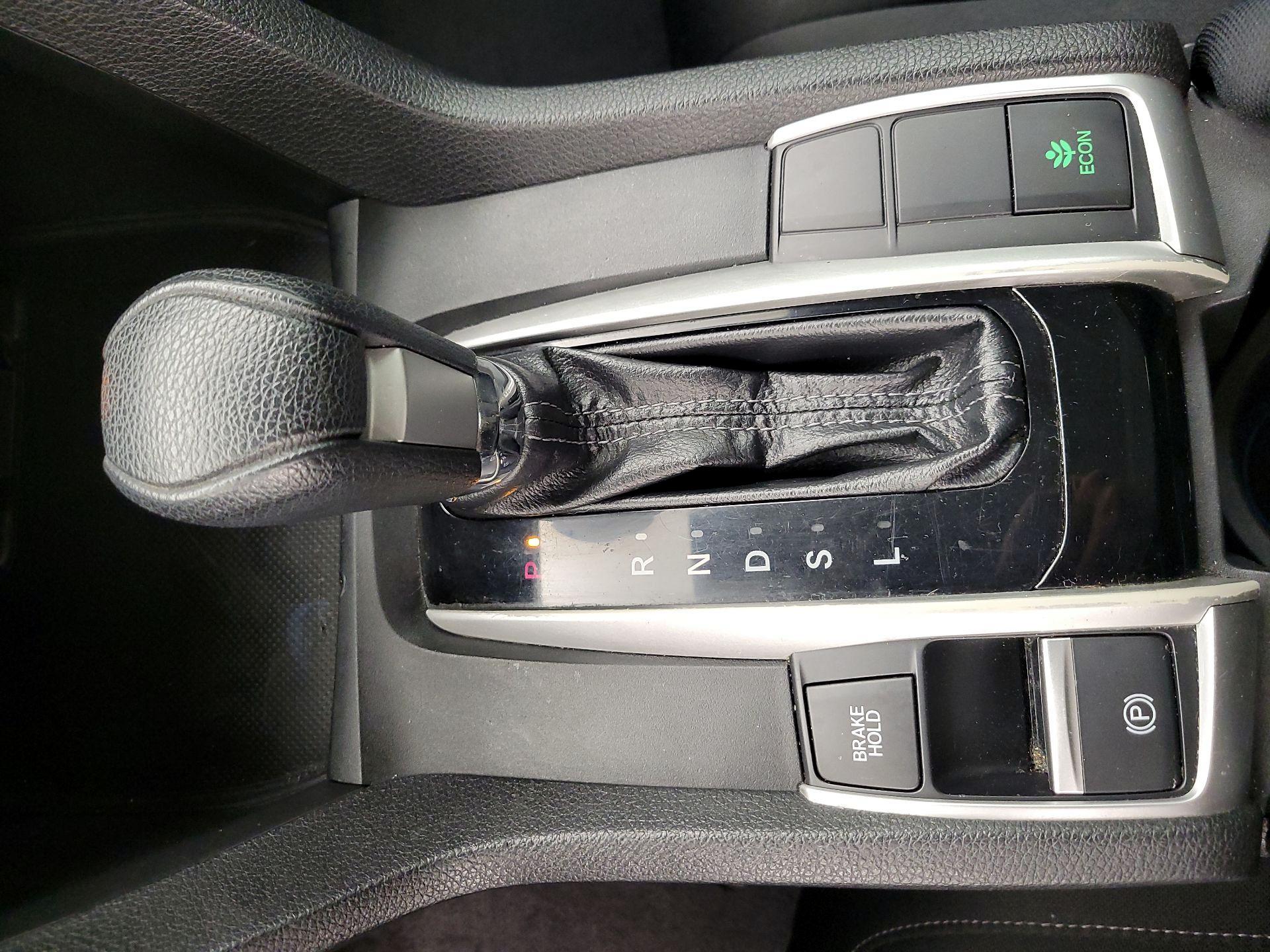 Thumbnail: 2016 Honda Civic - 17