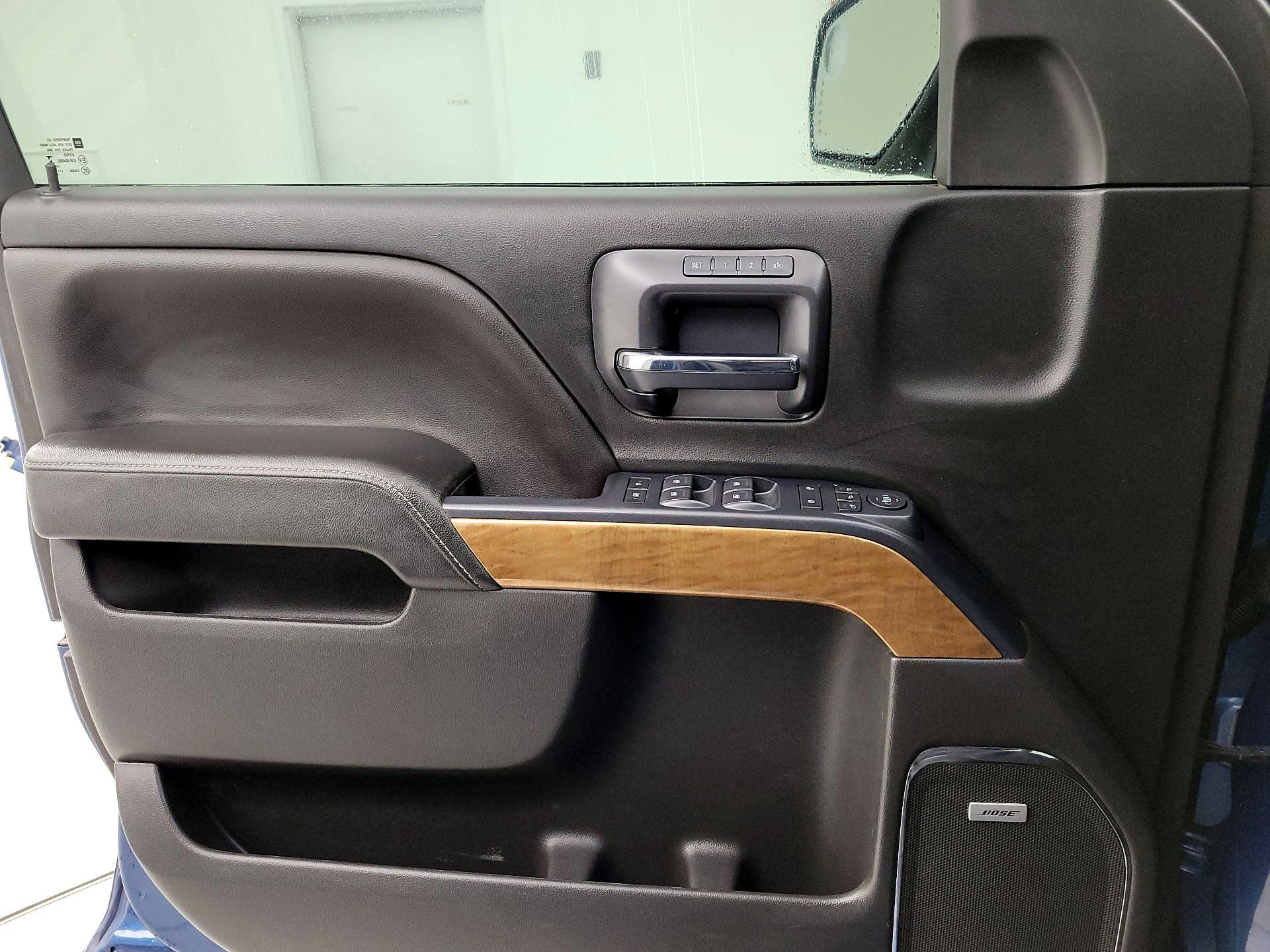 Thumbnail: 2018 Chevrolet Silverado 1500 - 12