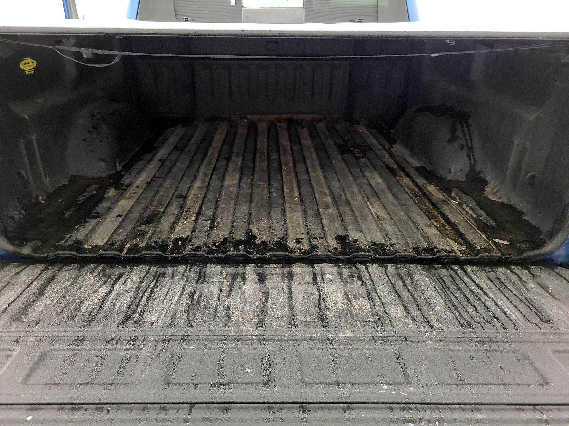 Thumbnail: 2018 Chevrolet Silverado 1500 - 20