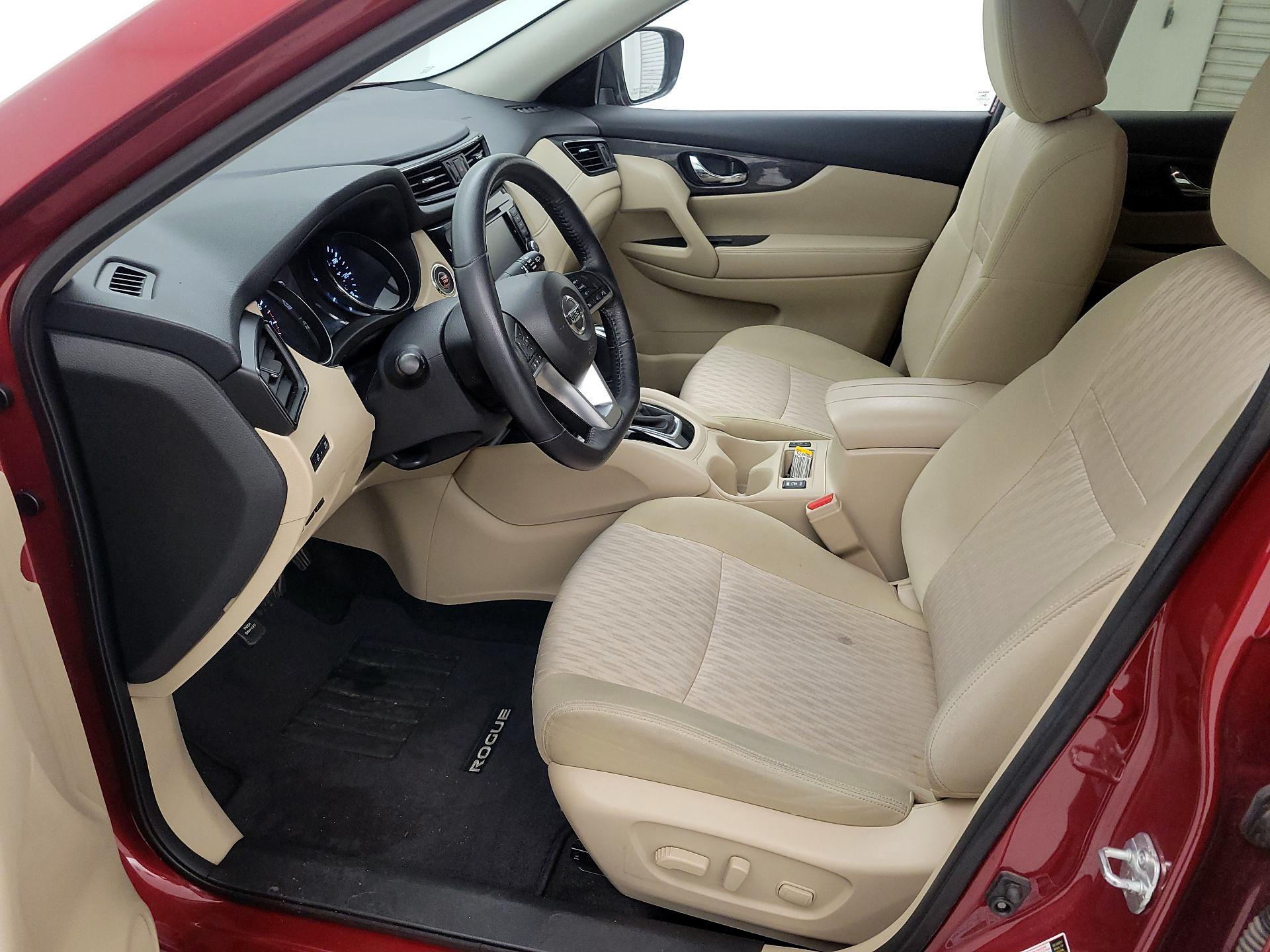 Thumbnail: 2018 Nissan Rogue - 11