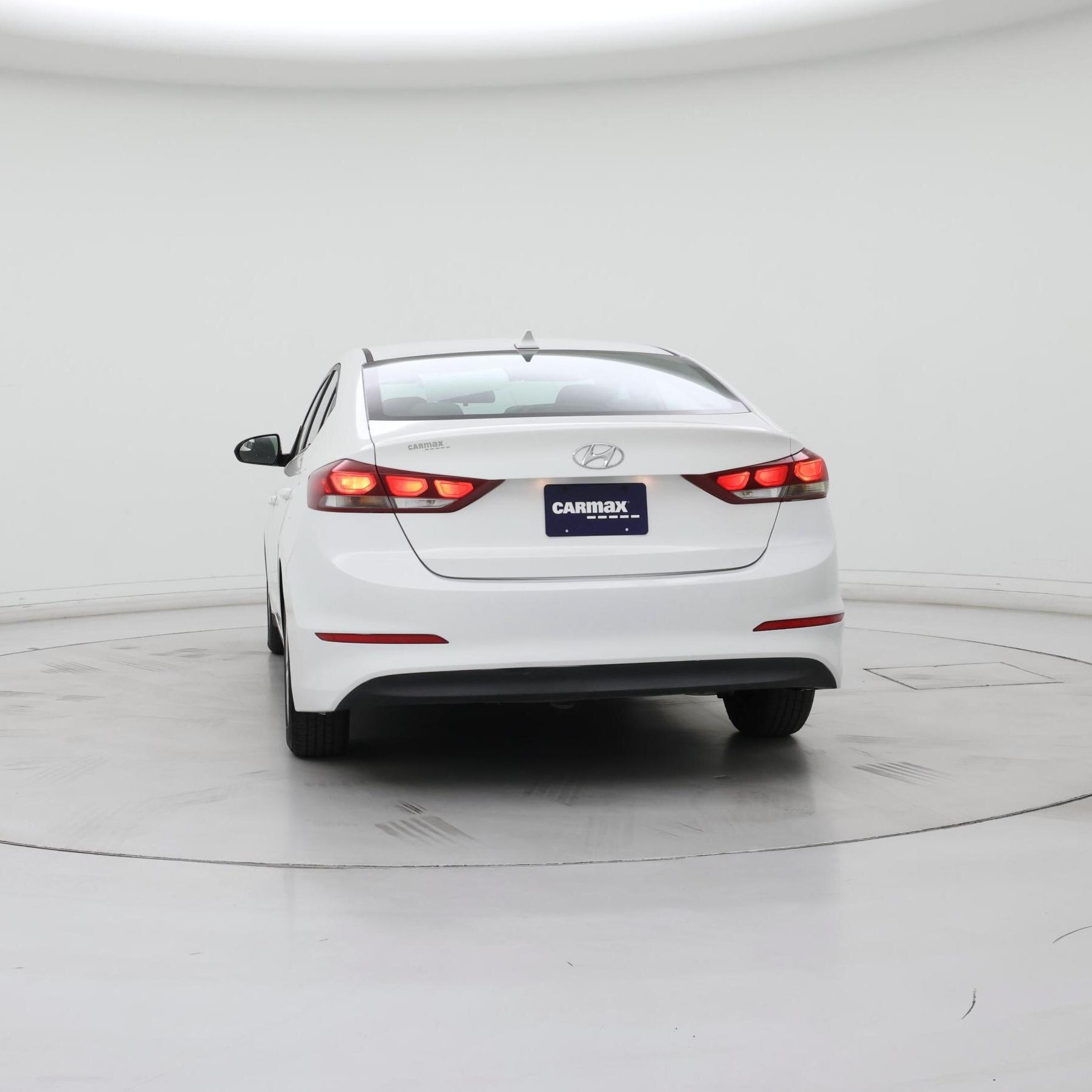 Thumbnail: 2017 Hyundai Elantra - 6