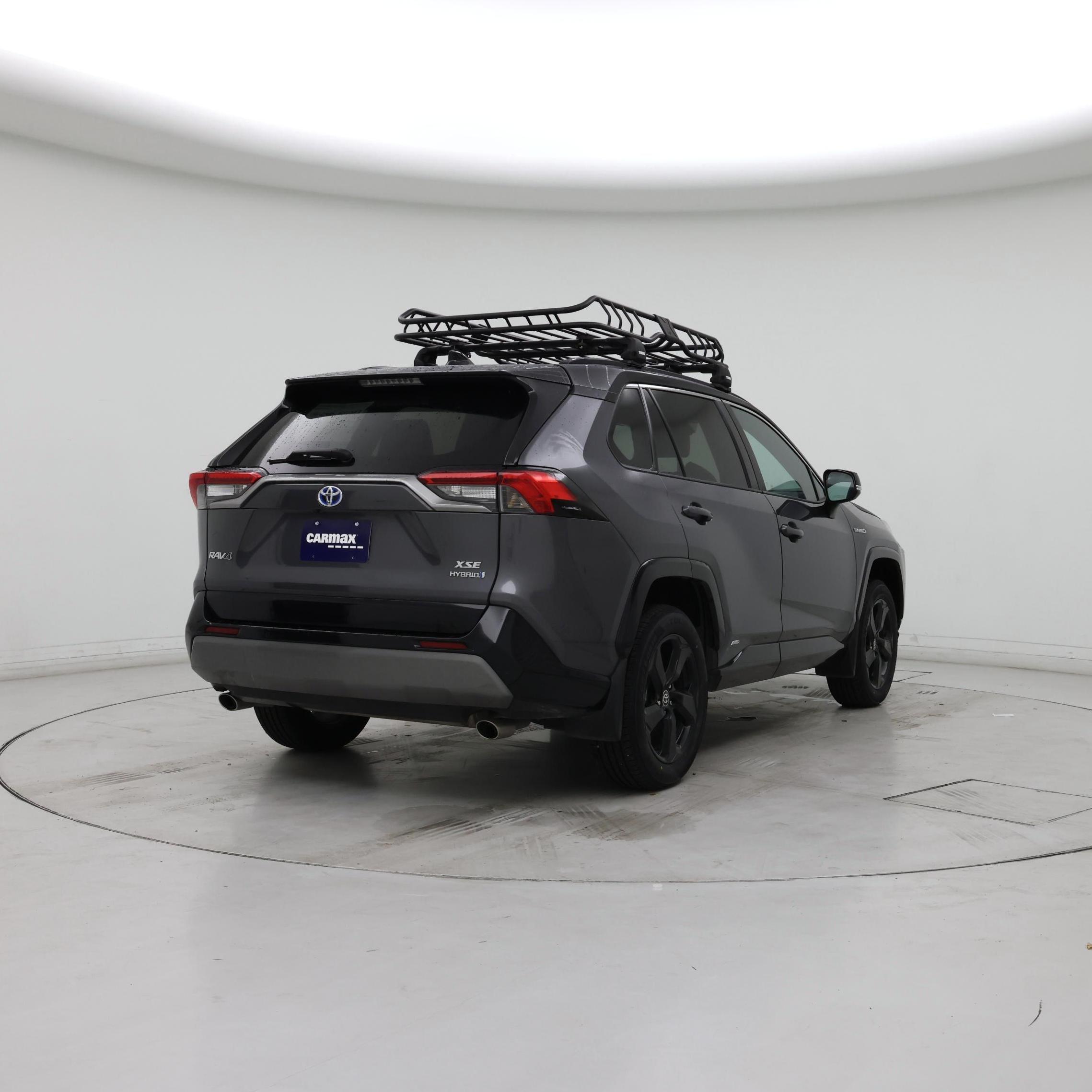 Thumbnail: 2021 Toyota RAV4 - 8