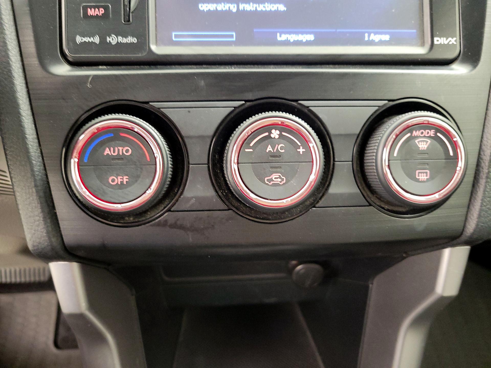 Thumbnail: 2015 Subaru Forester - 16