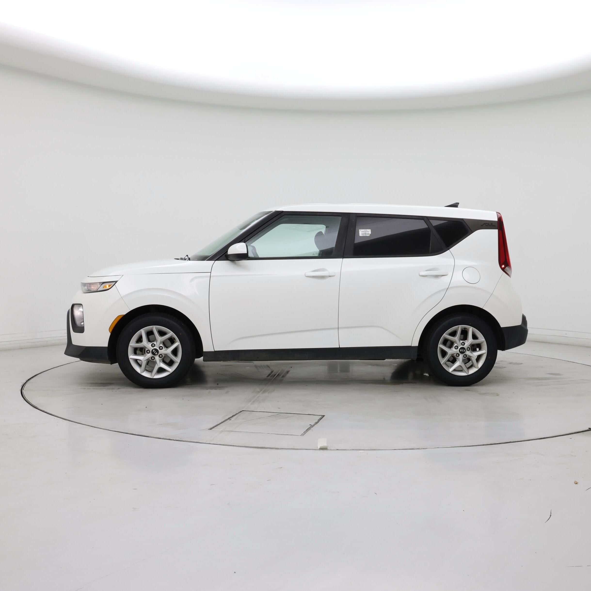 Thumbnail: 2020 Kia Soul - 3