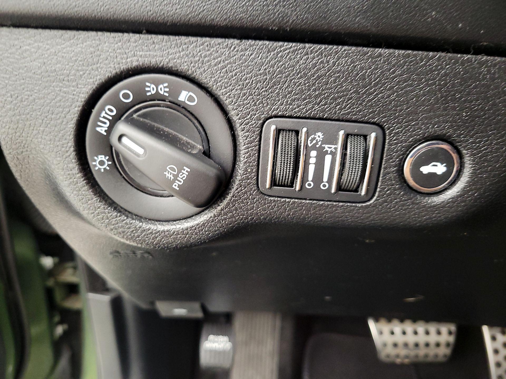 Thumbnail: 2021 Dodge Charger - 13