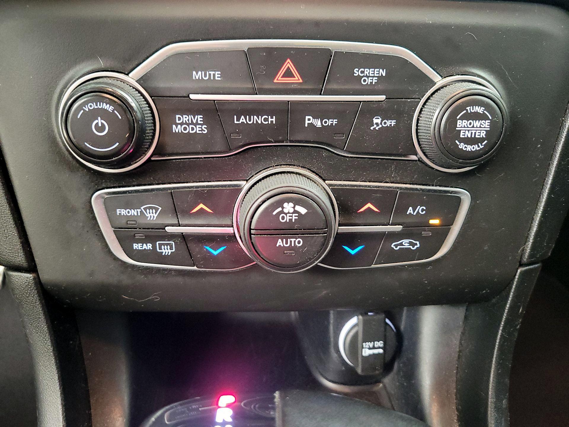 Thumbnail: 2021 Dodge Charger - 16