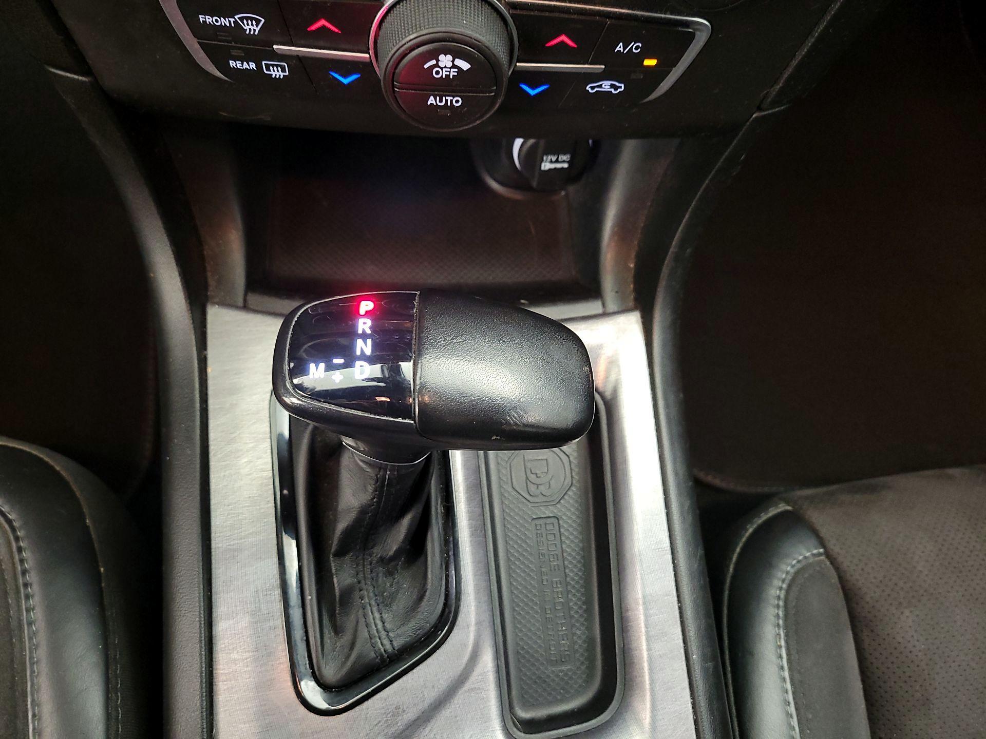 Thumbnail: 2021 Dodge Charger - 17