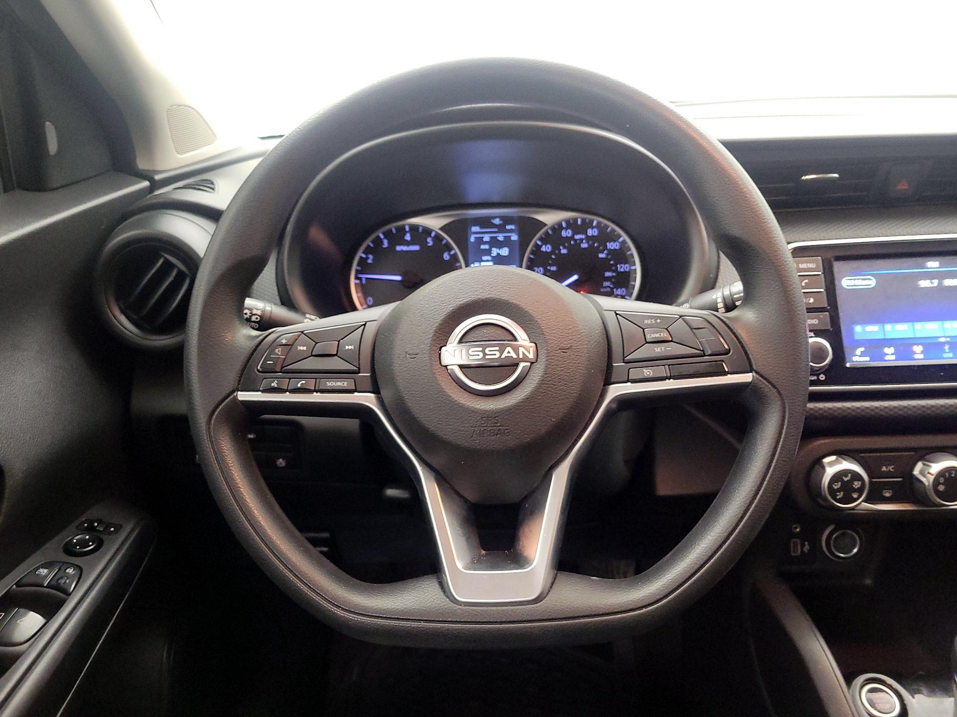 Thumbnail: 2022 Nissan Kicks - 10