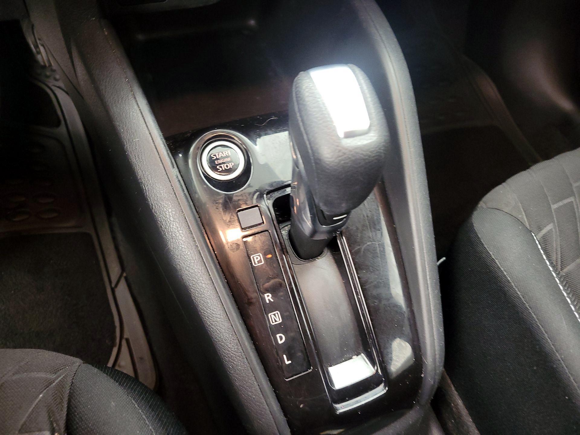 Thumbnail: 2022 Nissan Kicks - 15