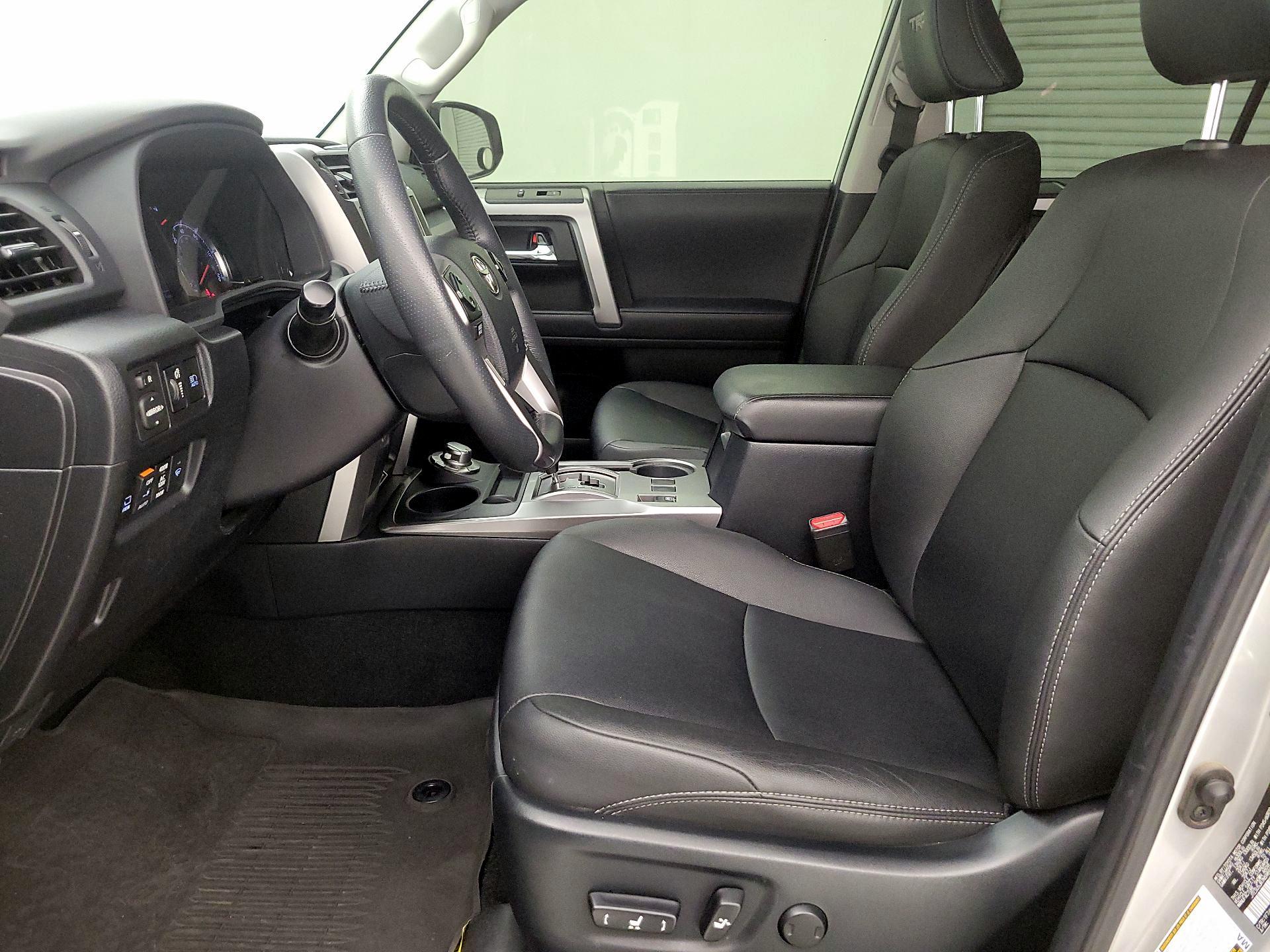 Thumbnail: 2022 Toyota 4Runner - 11