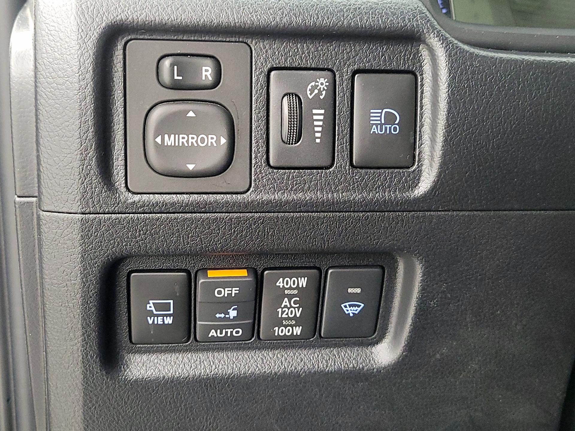 Thumbnail: 2022 Toyota 4Runner - 13