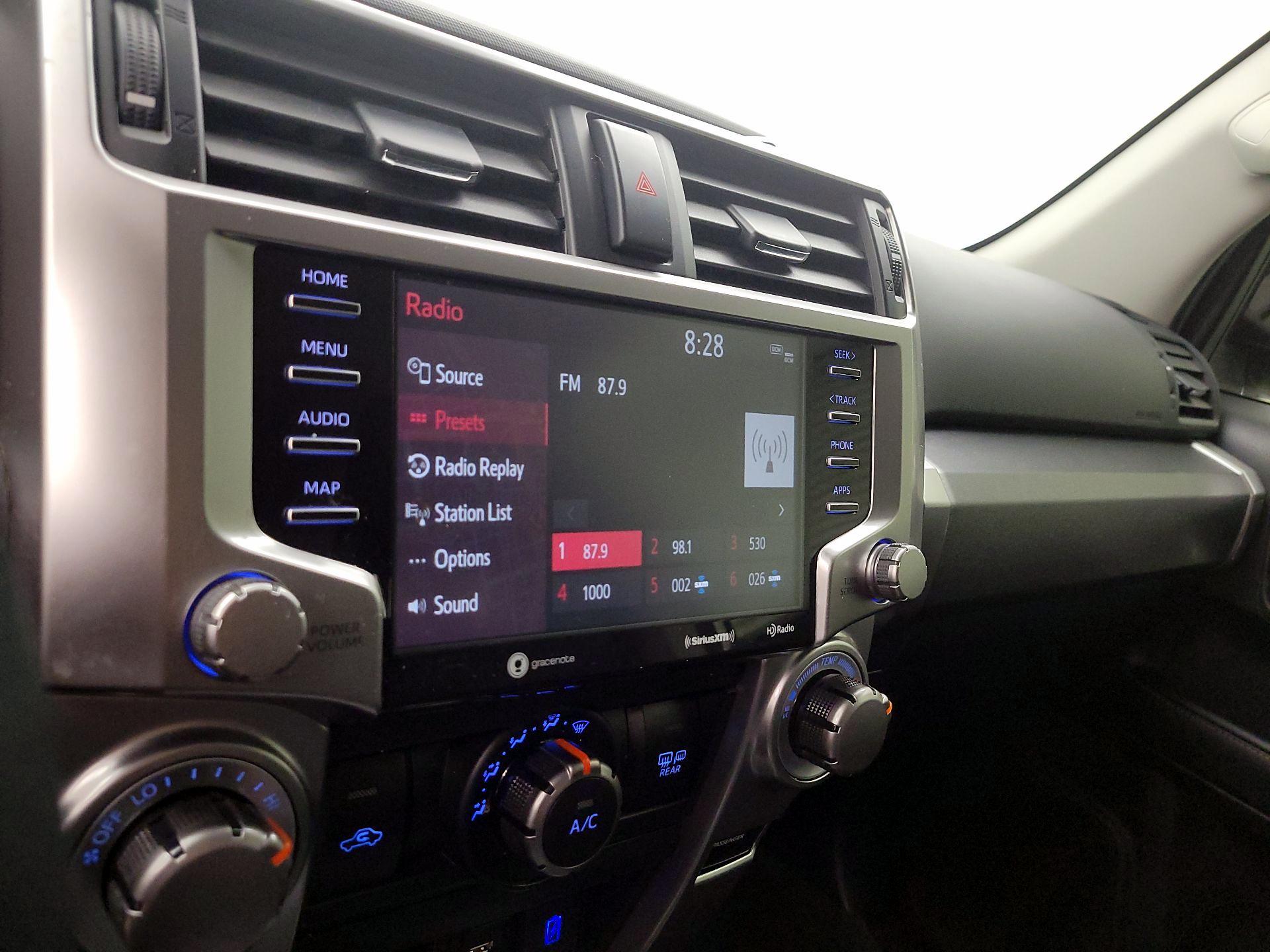 Thumbnail: 2022 Toyota 4Runner - 15