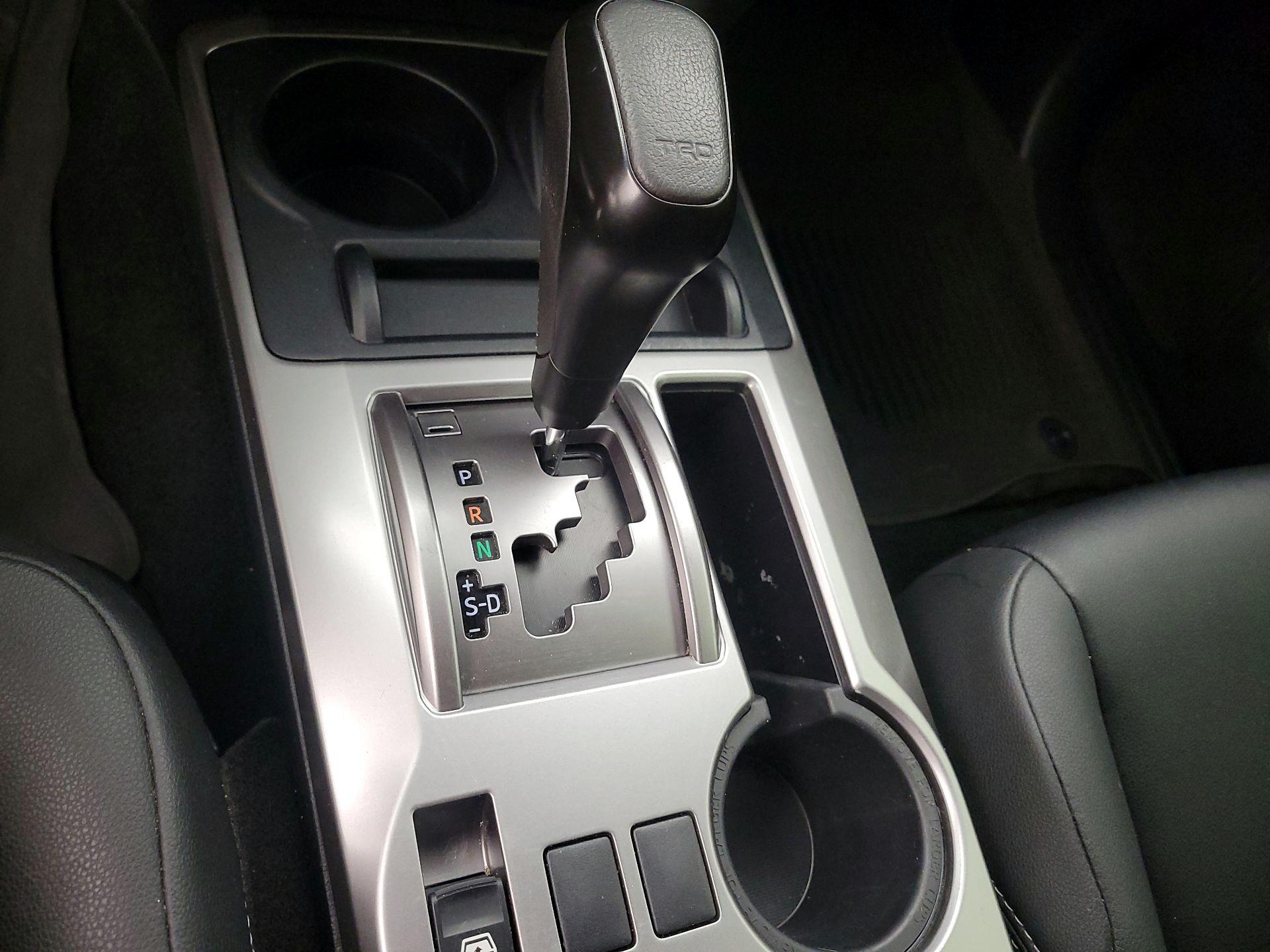 Thumbnail: 2022 Toyota 4Runner - 17