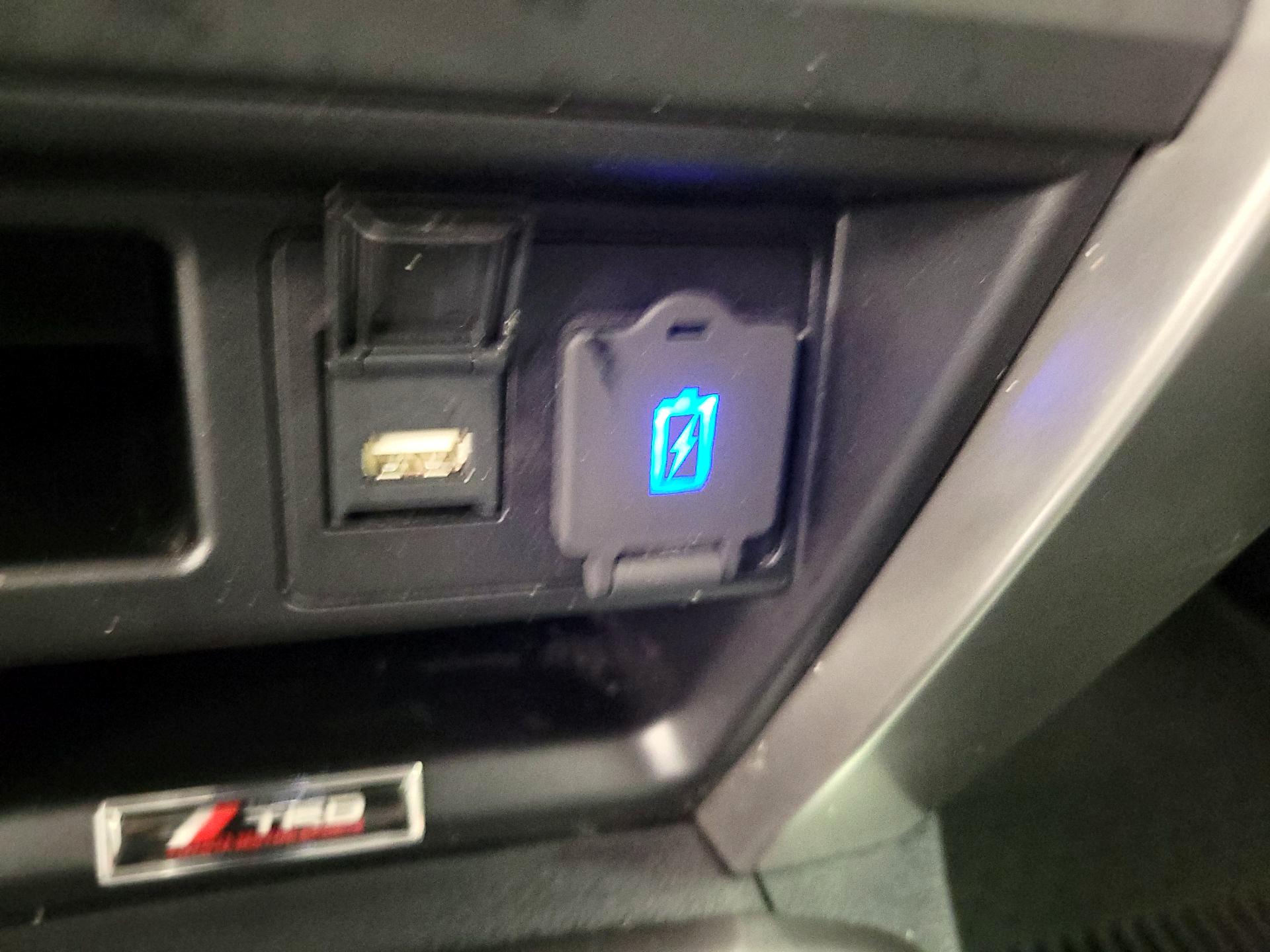 Thumbnail: 2022 Toyota 4Runner - 18