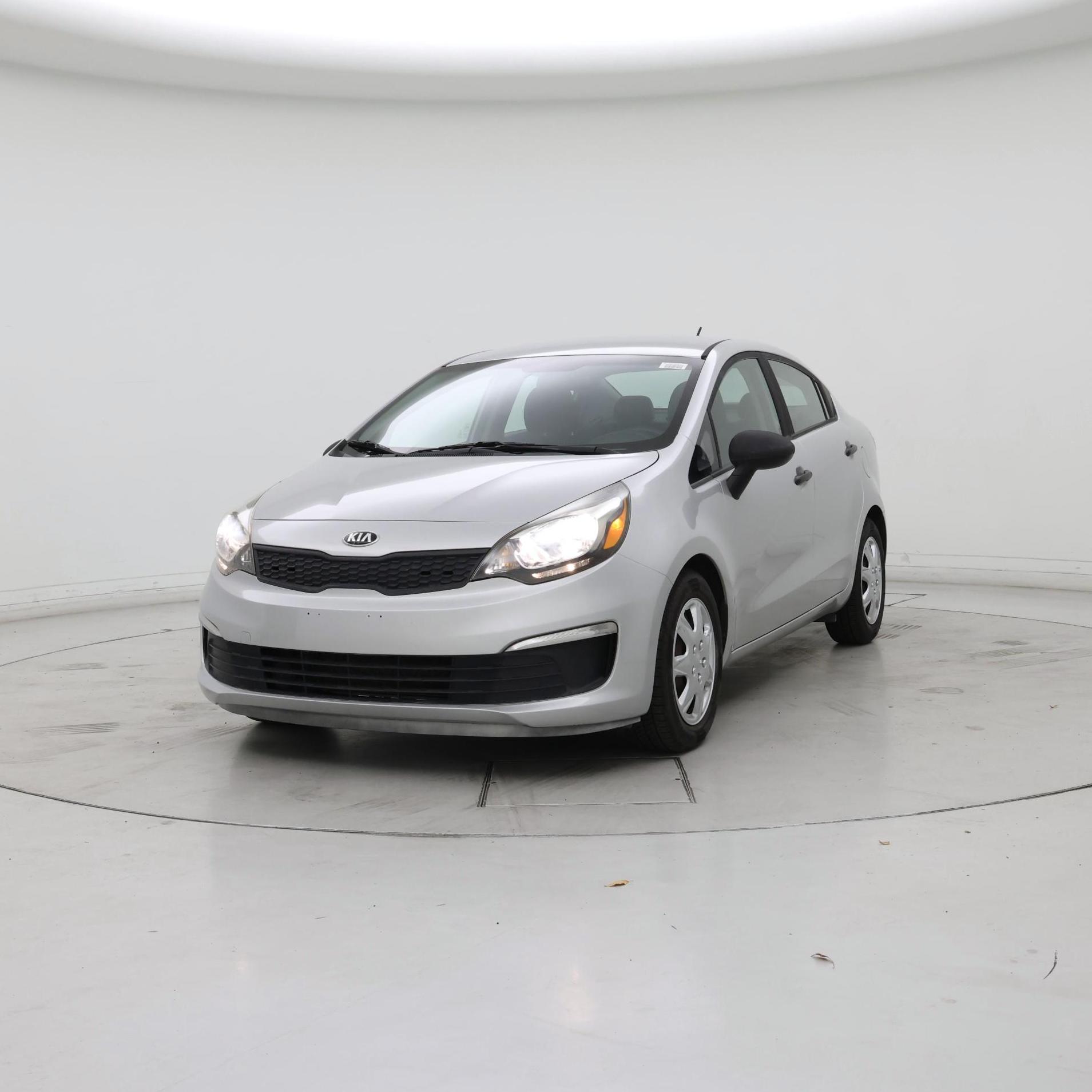 Thumbnail: 2016 Kia Rio - 4