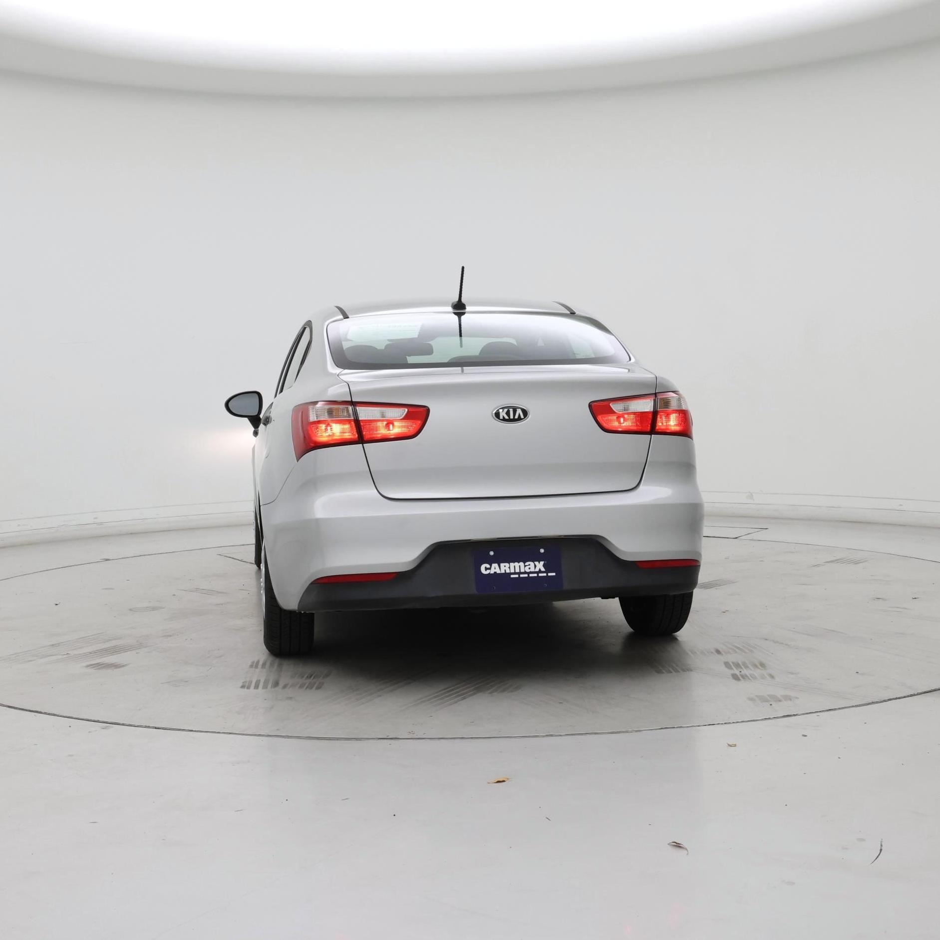 Thumbnail: 2016 Kia Rio - 6