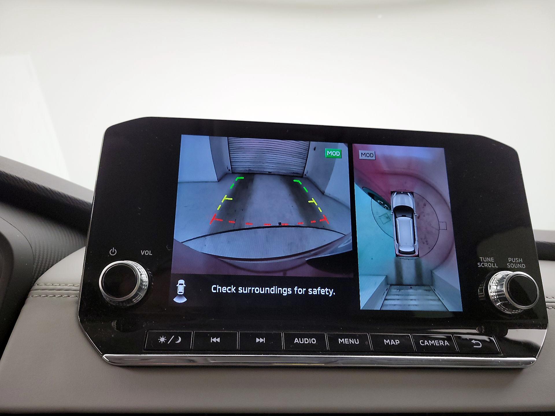 Thumbnail: 2022 Mitsubishi Outlander - 15