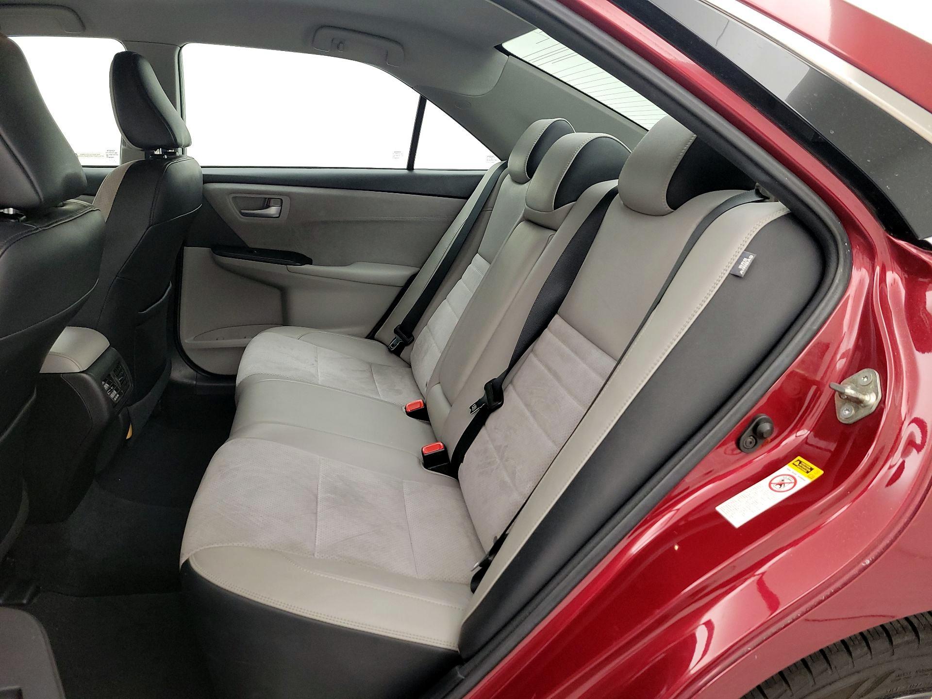 Thumbnail: 2017 Toyota Camry - 19