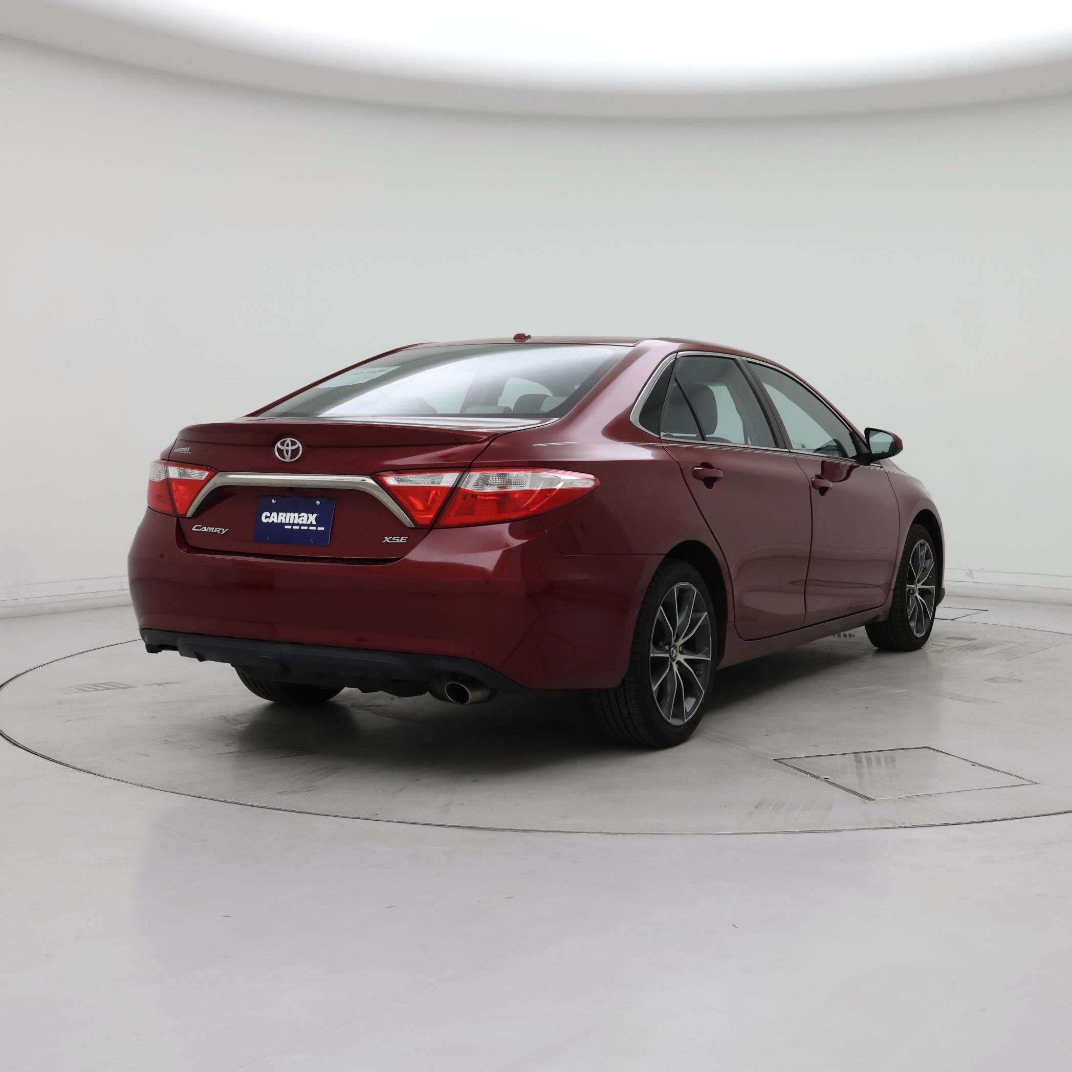 Thumbnail: 2017 Toyota Camry - 8