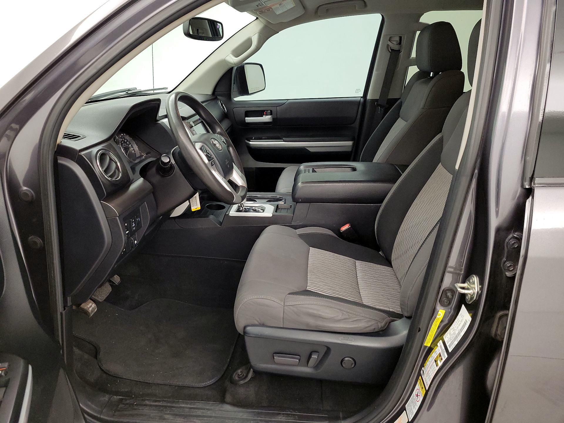 Thumbnail: 2017 Toyota Tundra - 11