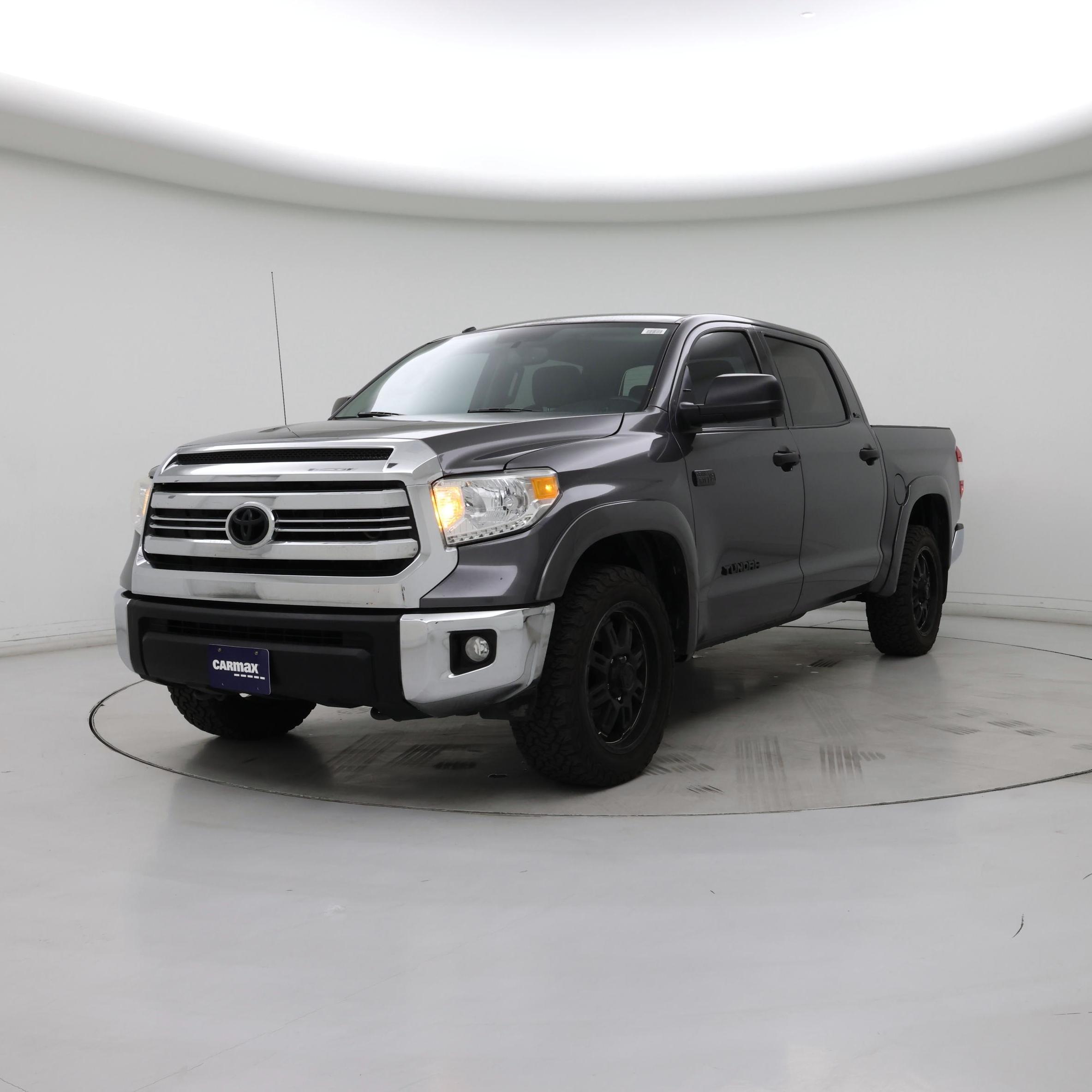Thumbnail: 2017 Toyota Tundra - 4
