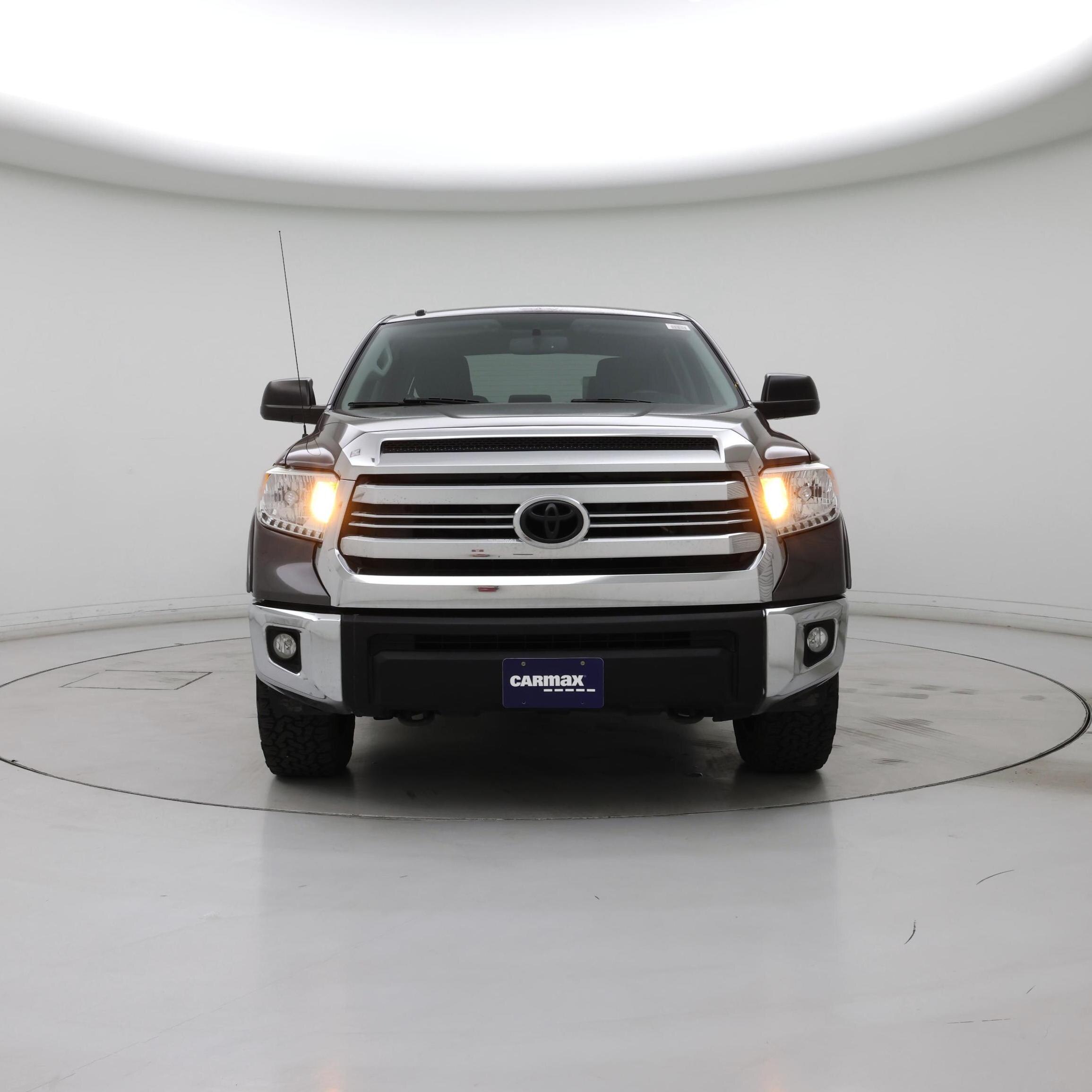 Thumbnail: 2017 Toyota Tundra - 5