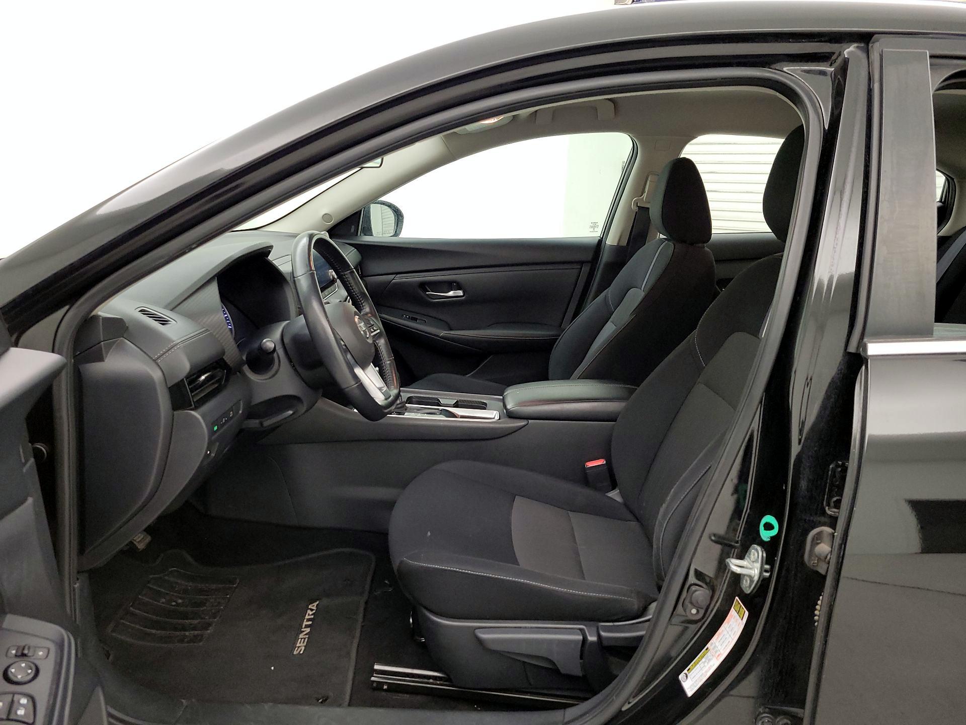 Thumbnail: 2023 Nissan Sentra - 11