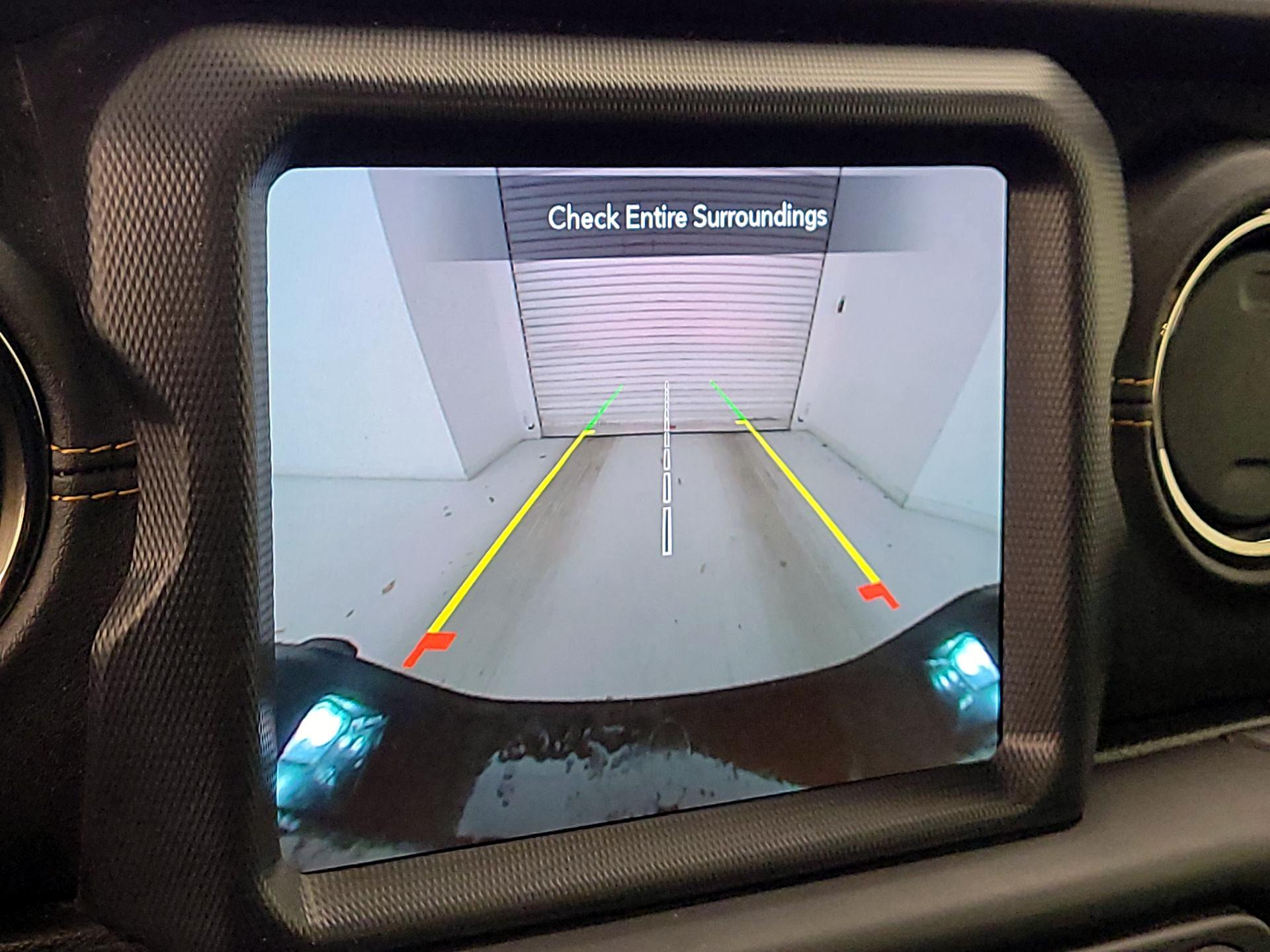 Thumbnail: 2023 Jeep Gladiator - 14