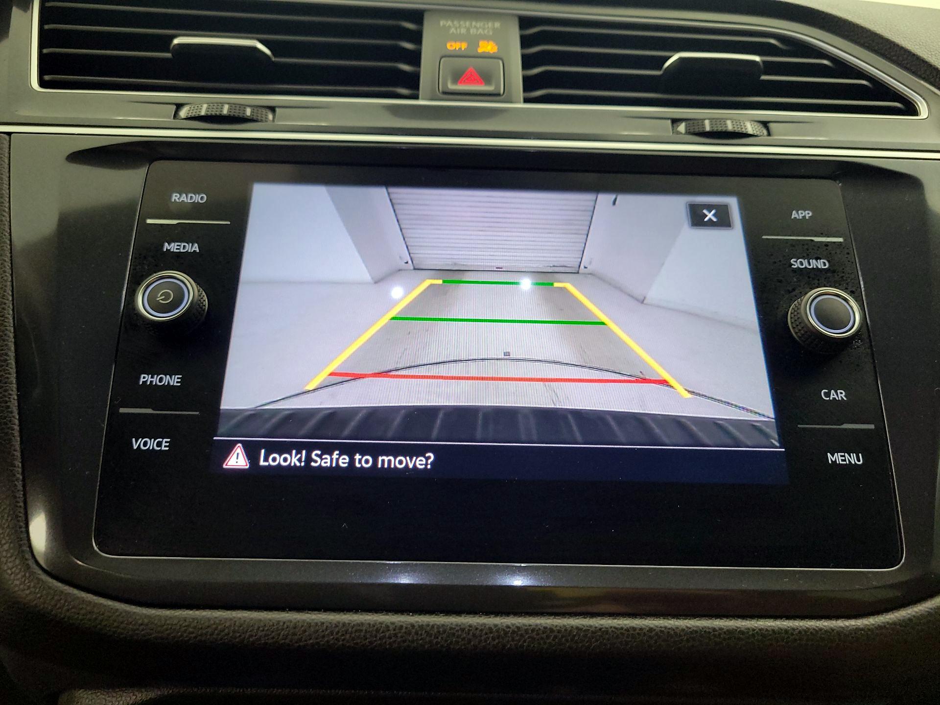 Thumbnail: 2024 Volkswagen Tiguan - 14