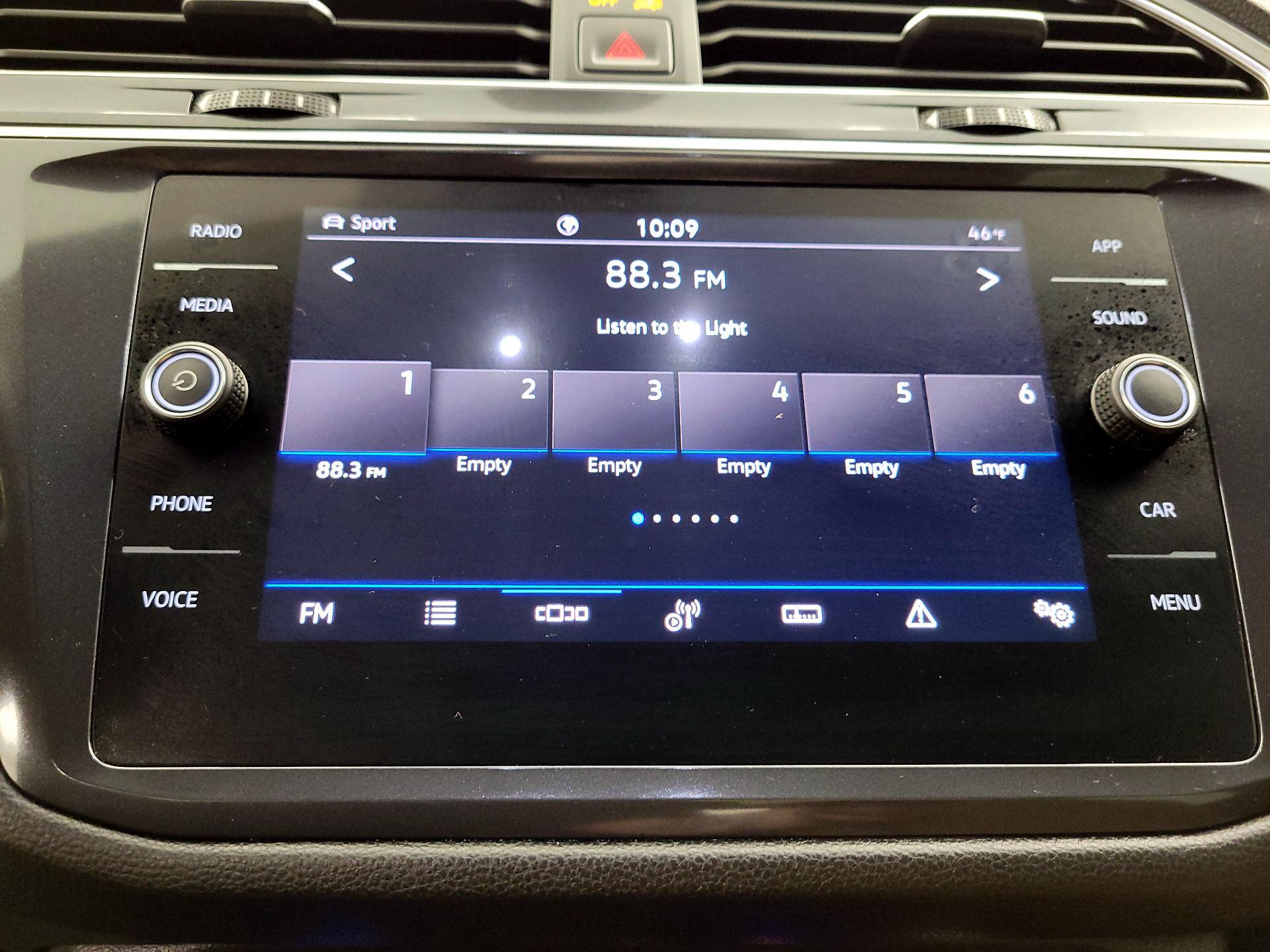 Thumbnail: 2024 Volkswagen Tiguan - 15