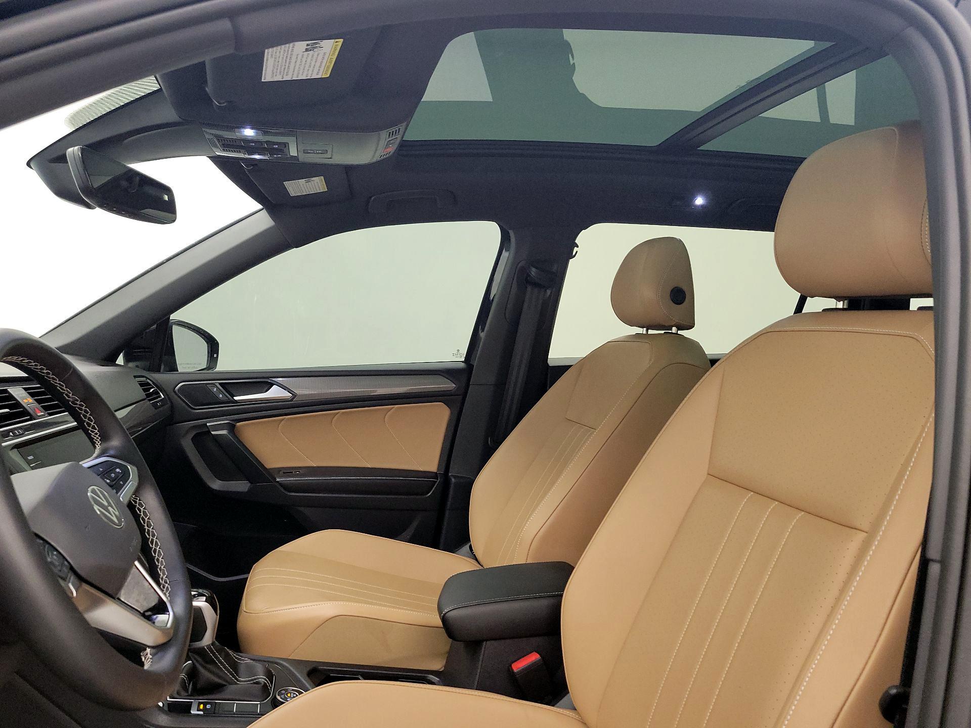 Thumbnail: 2024 Volkswagen Tiguan - 19