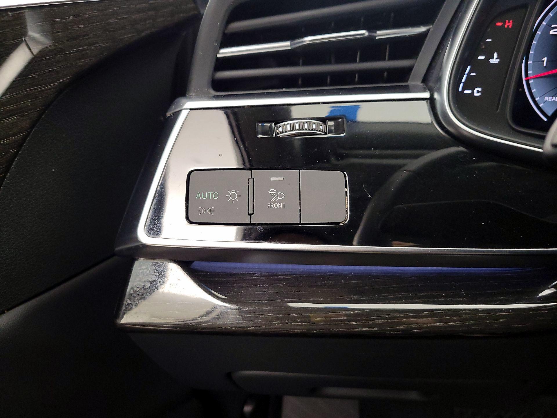 Thumbnail: 2022 Audi Q7 - 13