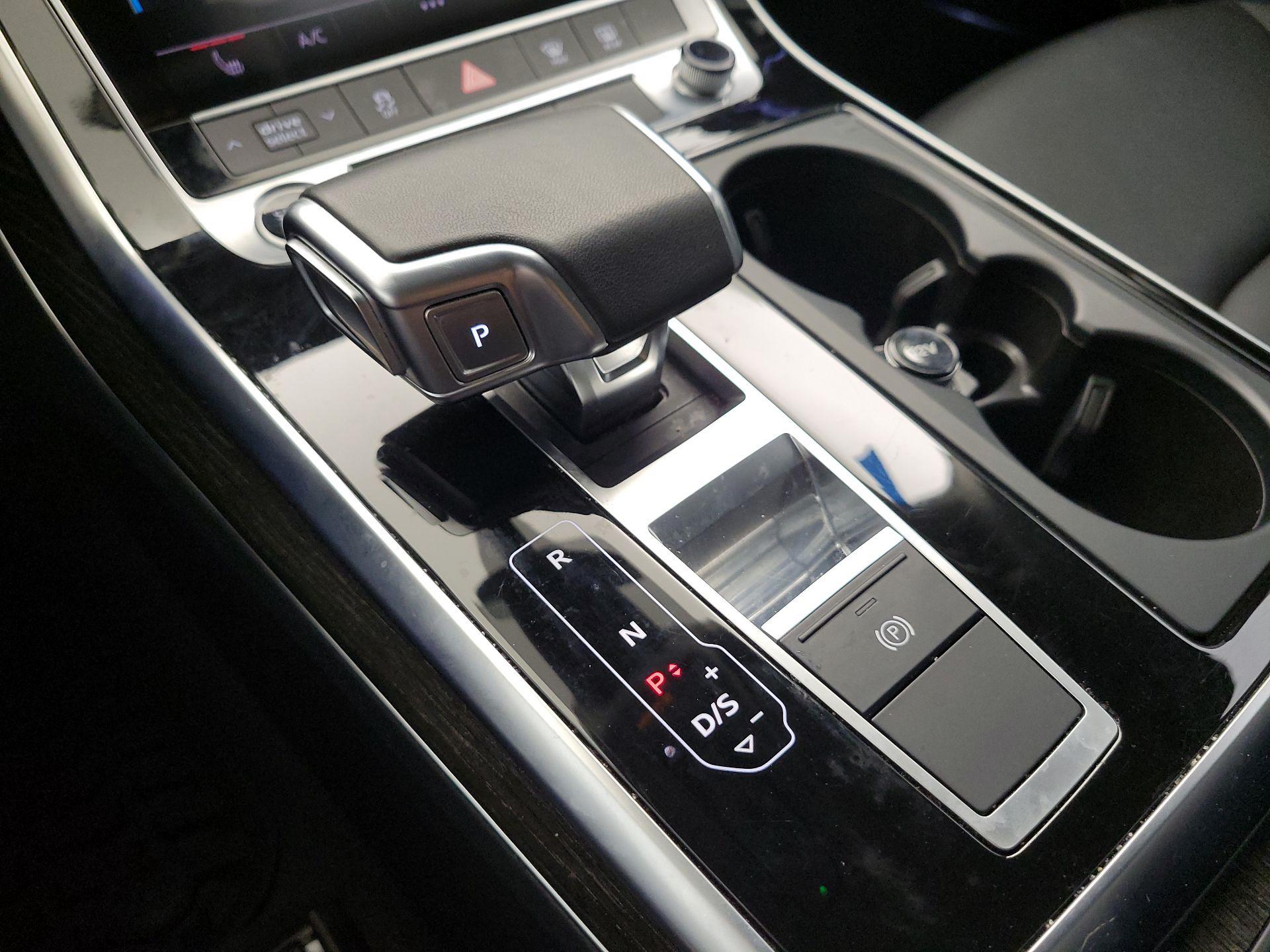 Thumbnail: 2022 Audi Q7 - 17