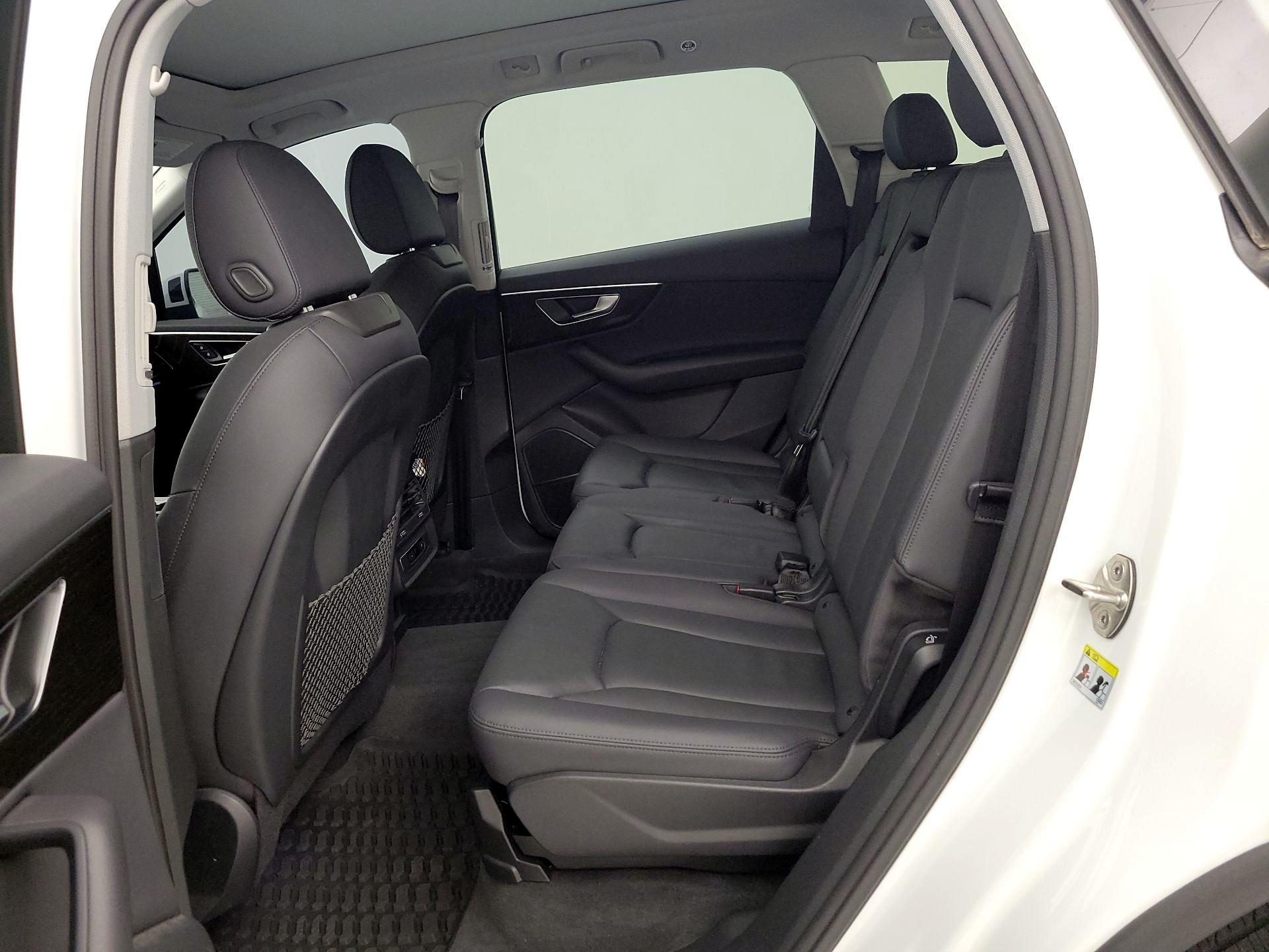 Thumbnail: 2022 Audi Q7 - 19