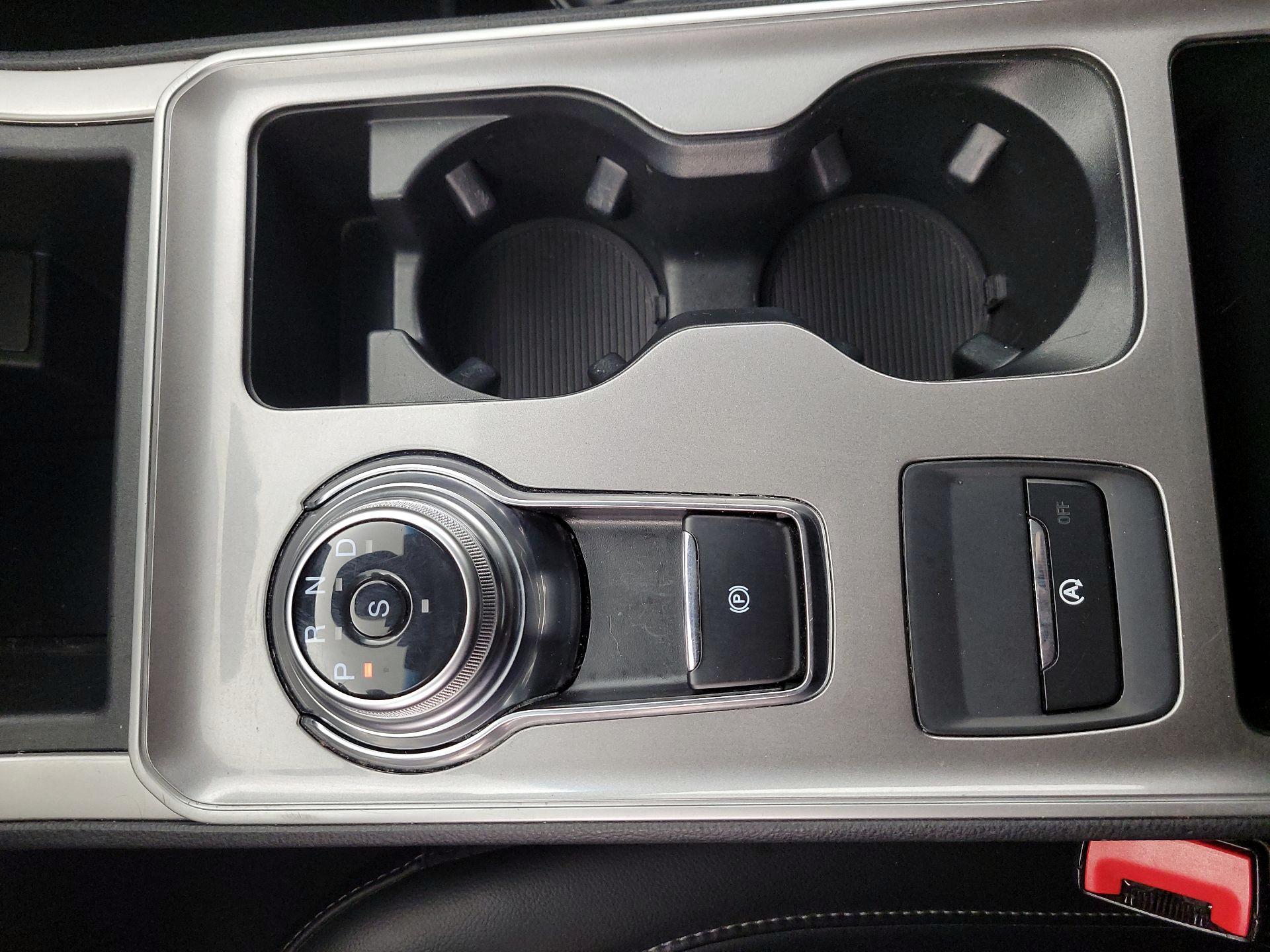 Thumbnail: 2024 Ford Edge - 17