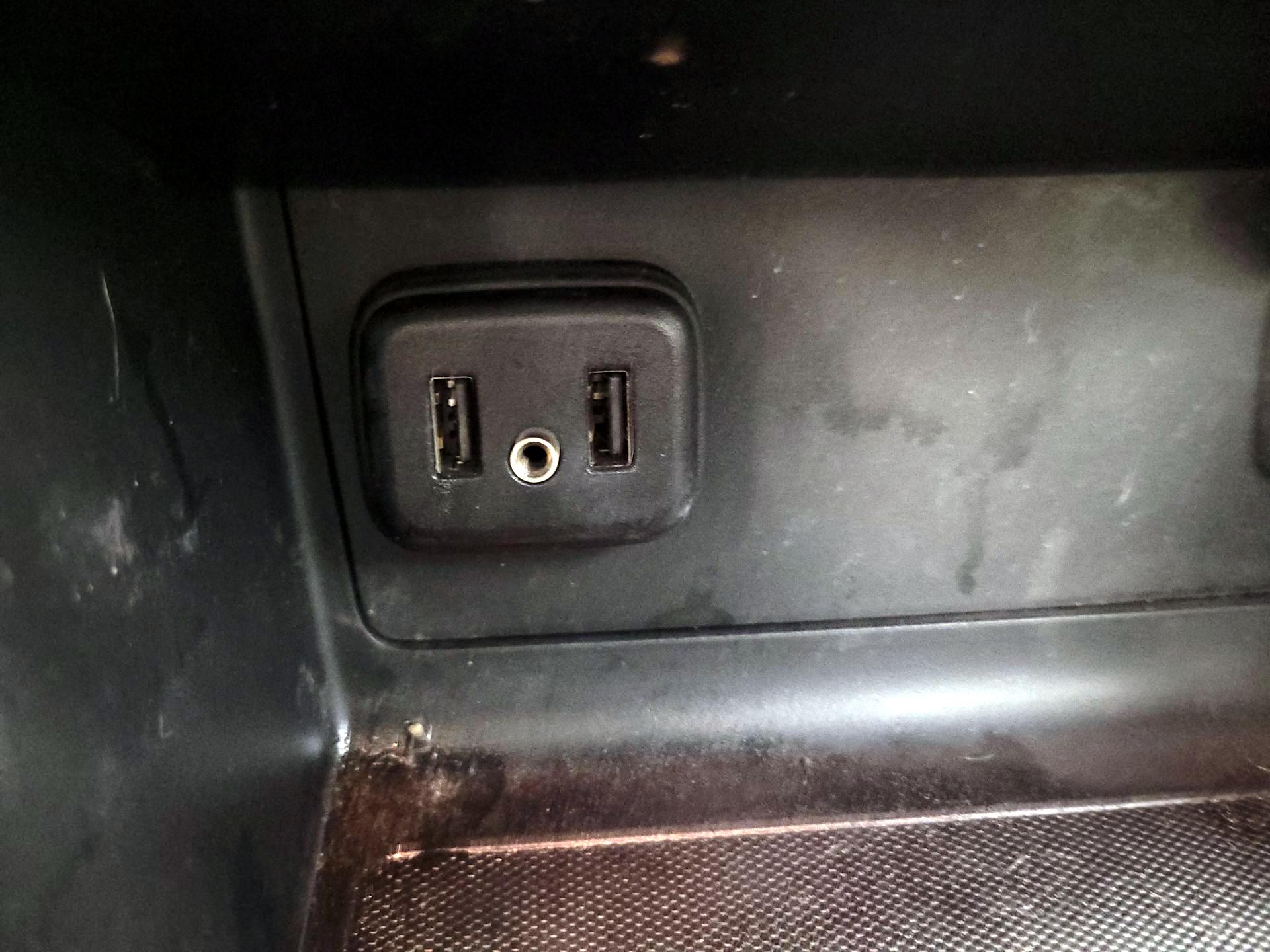 Thumbnail: 2021 Chevrolet Colorado - 18