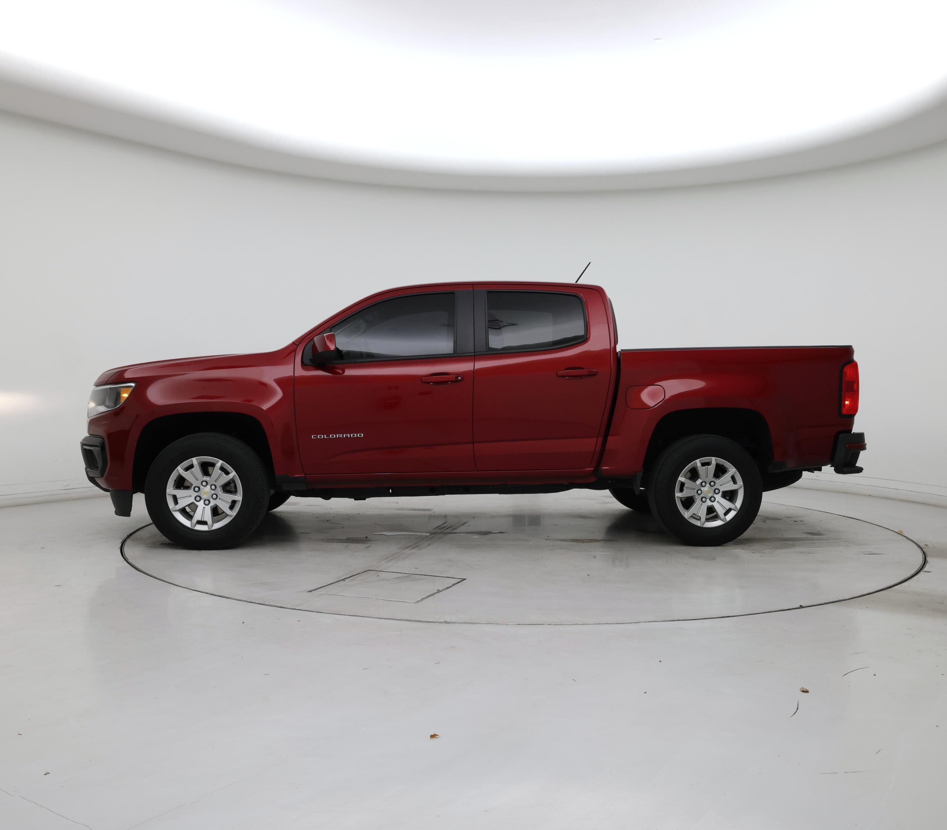 Thumbnail: 2021 Chevrolet Colorado - 3
