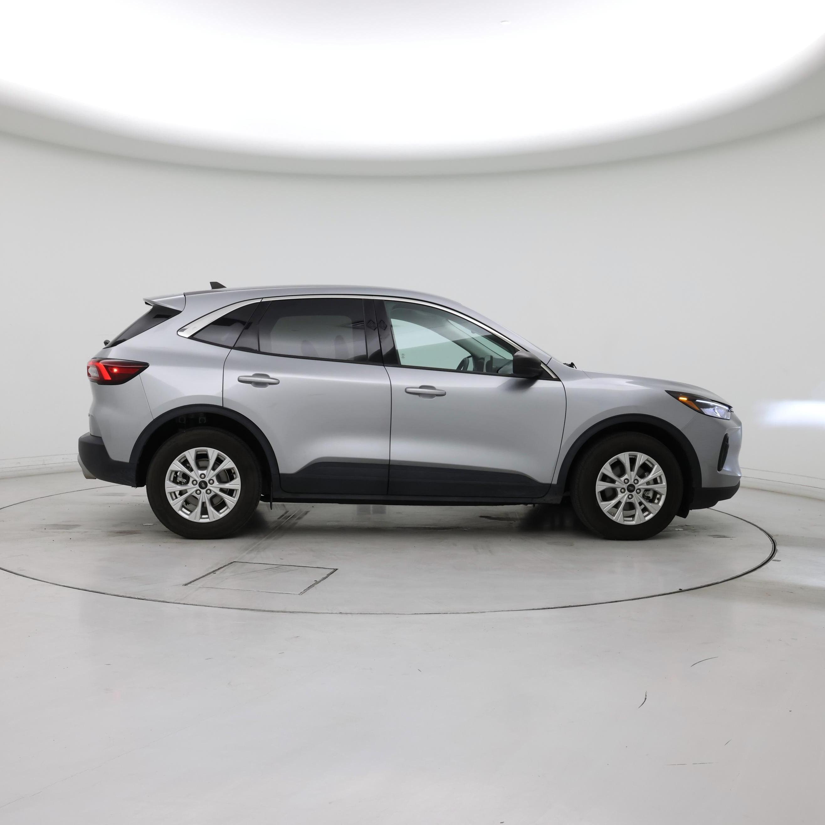 Thumbnail: 2023 Ford Escape - 7