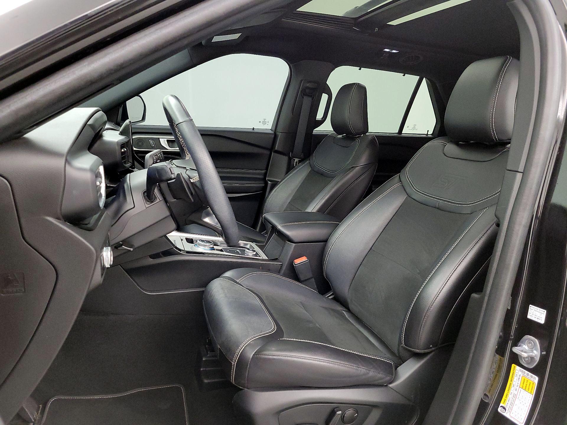 Thumbnail: 2023 Ford Explorer - 11