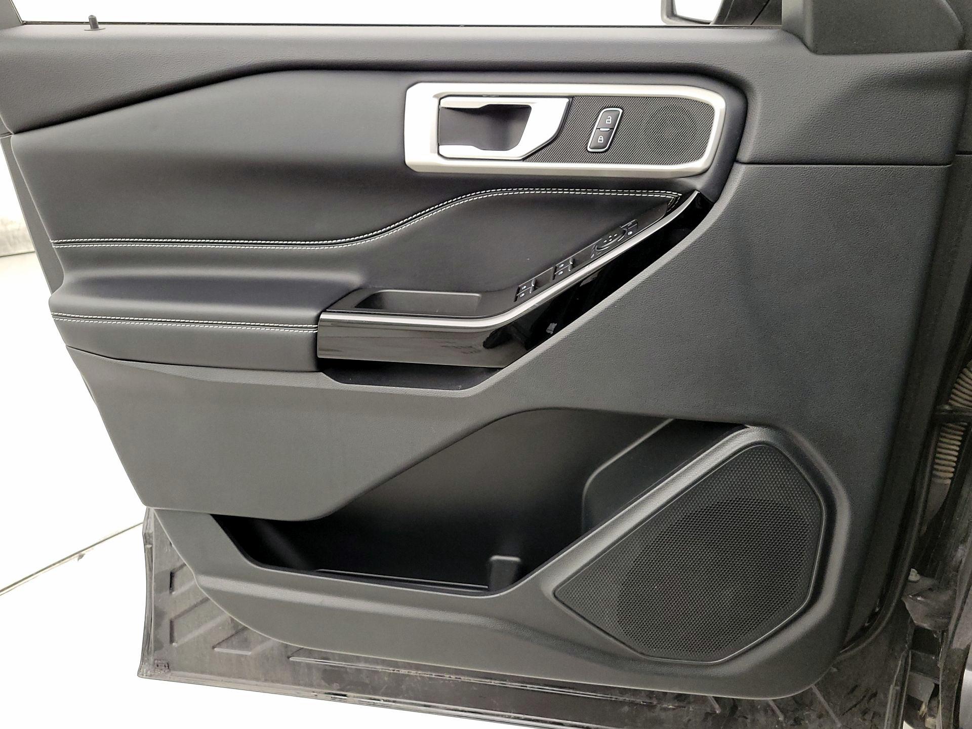 Thumbnail: 2023 Ford Explorer - 12