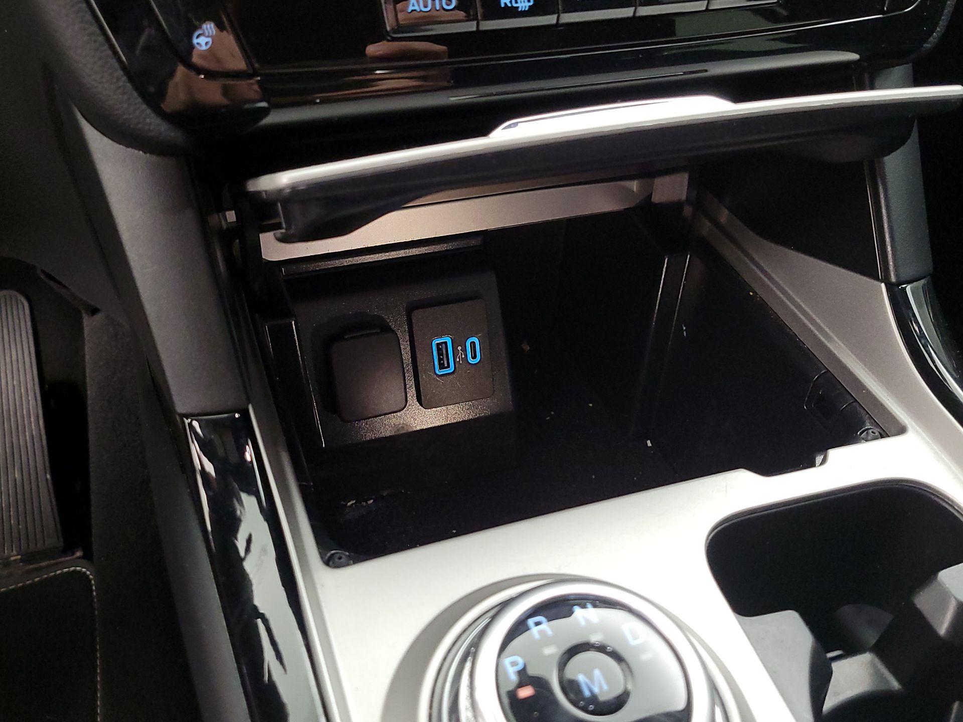 Thumbnail: 2023 Ford Explorer - 18