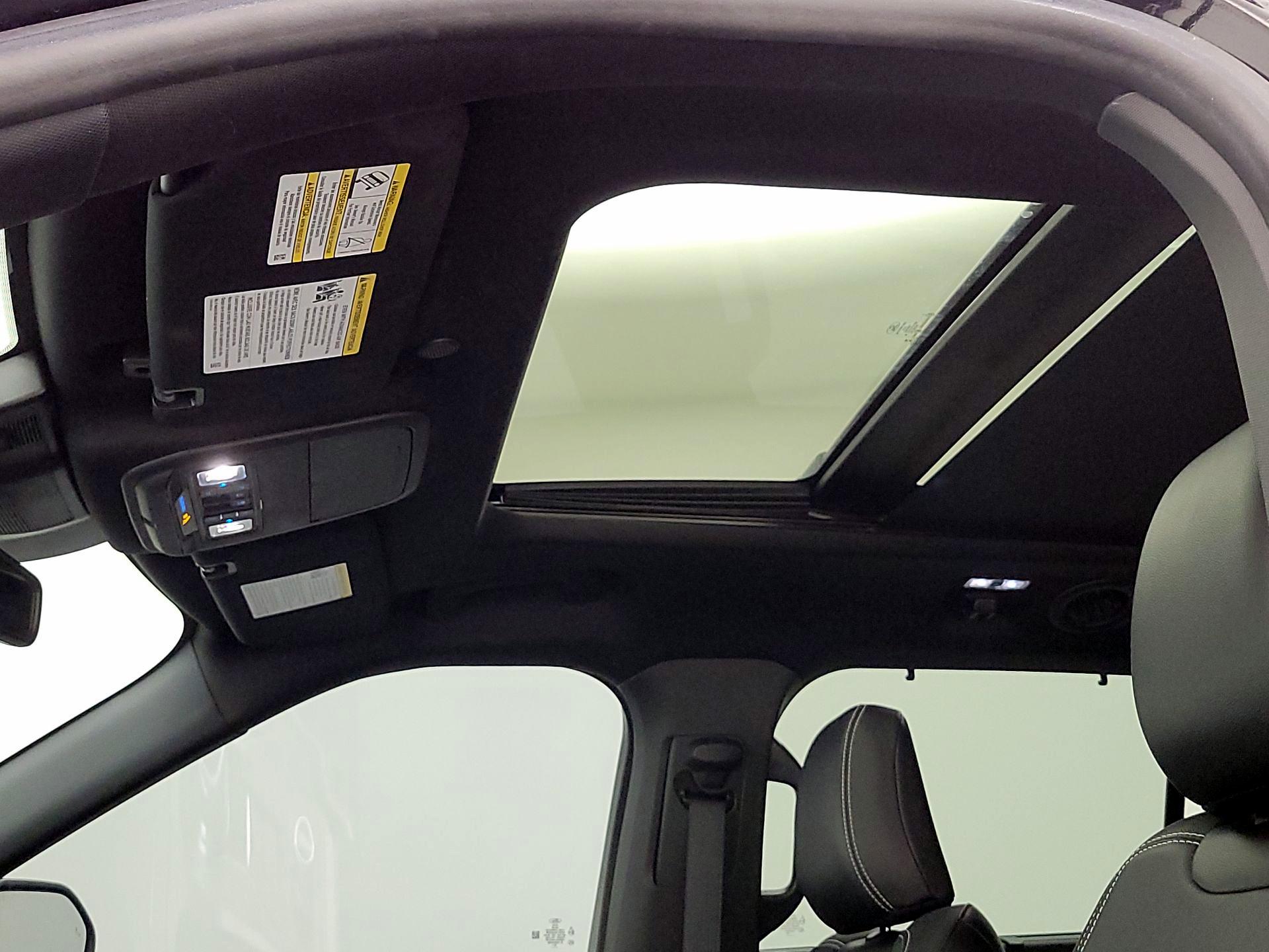 Thumbnail: 2023 Ford Explorer - 19