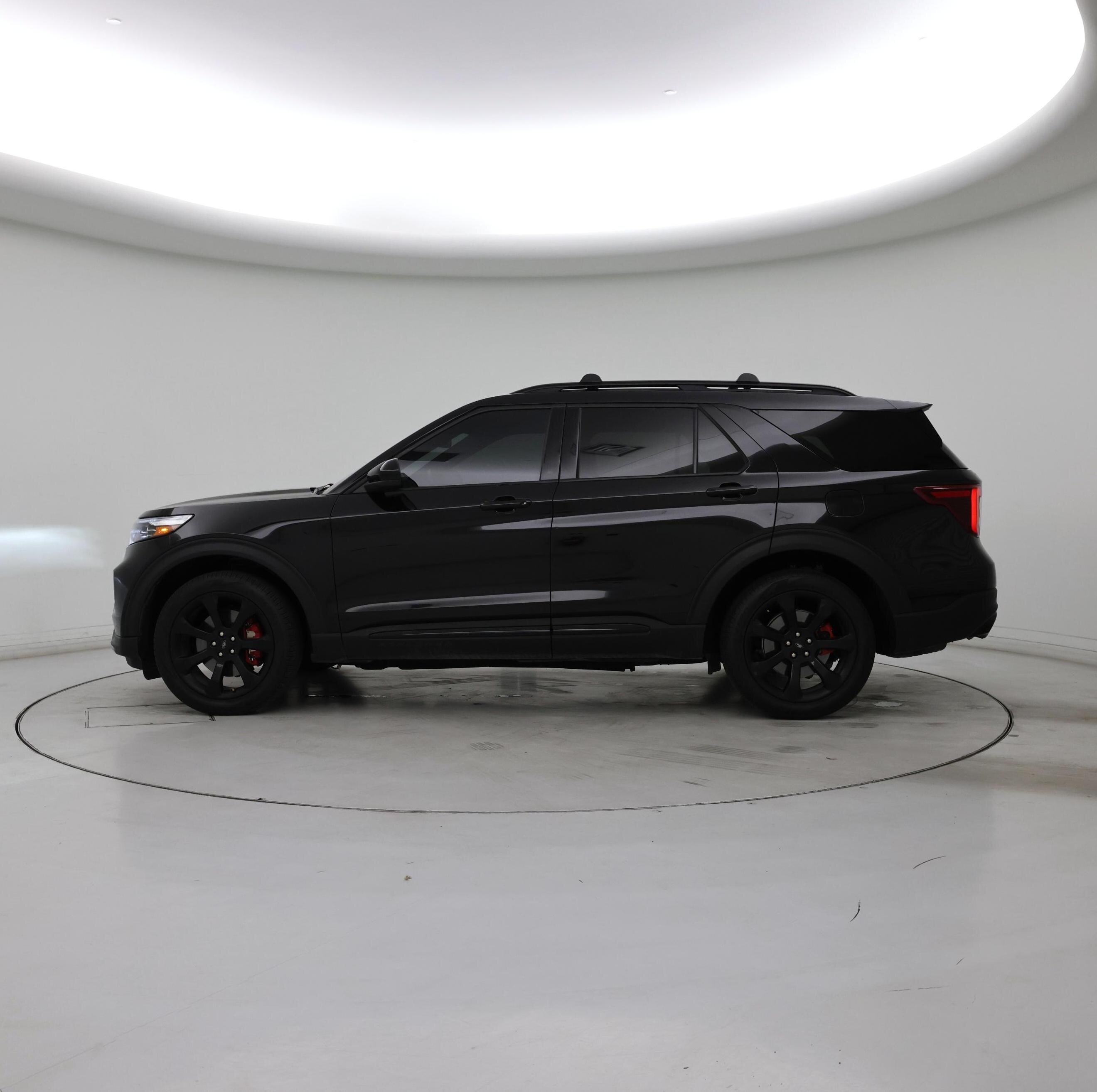 Thumbnail: 2023 Ford Explorer - 3