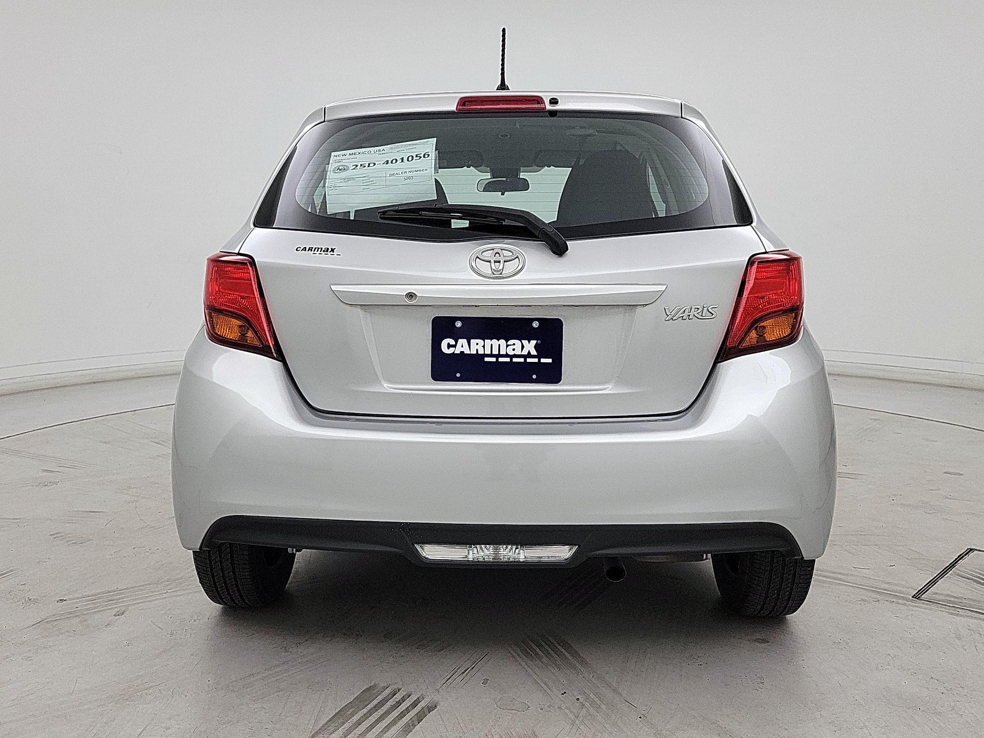 Thumbnail: 2017 Toyota Yaris - 6